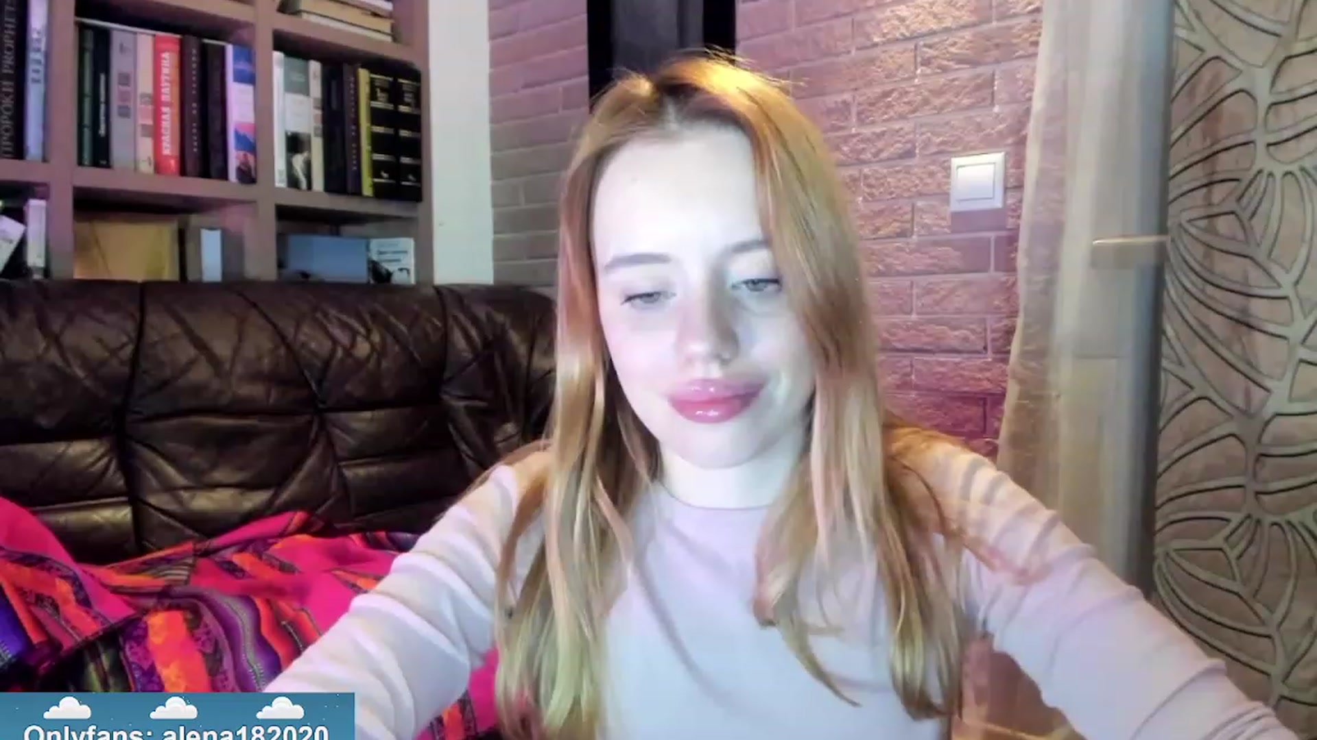 Gallery image thumbnail from Alena29's myfreecams stream on, 12/24/2023, 23:24 image 9 of 20