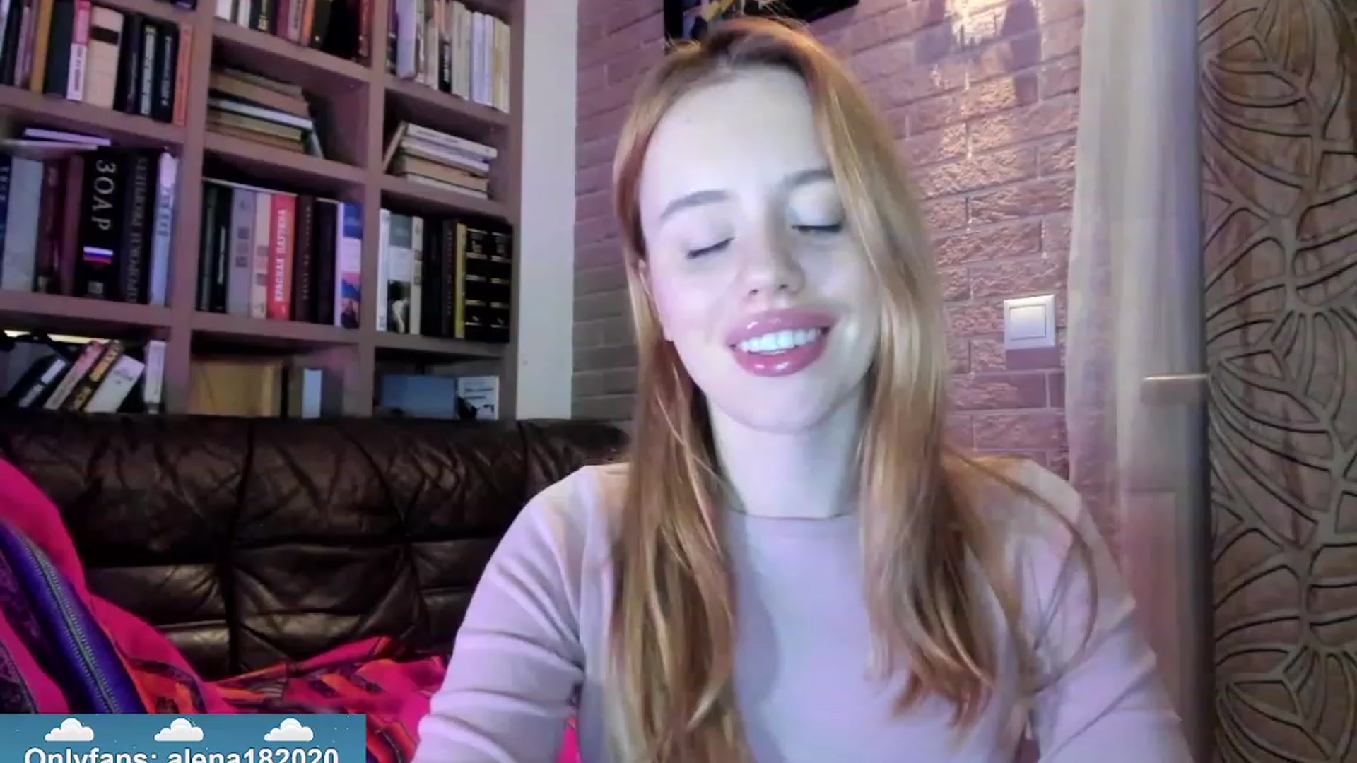 Gallery image thumbnail from Alena29's myfreecams stream on, 12/24/2023, 23:24 image 4 of 20