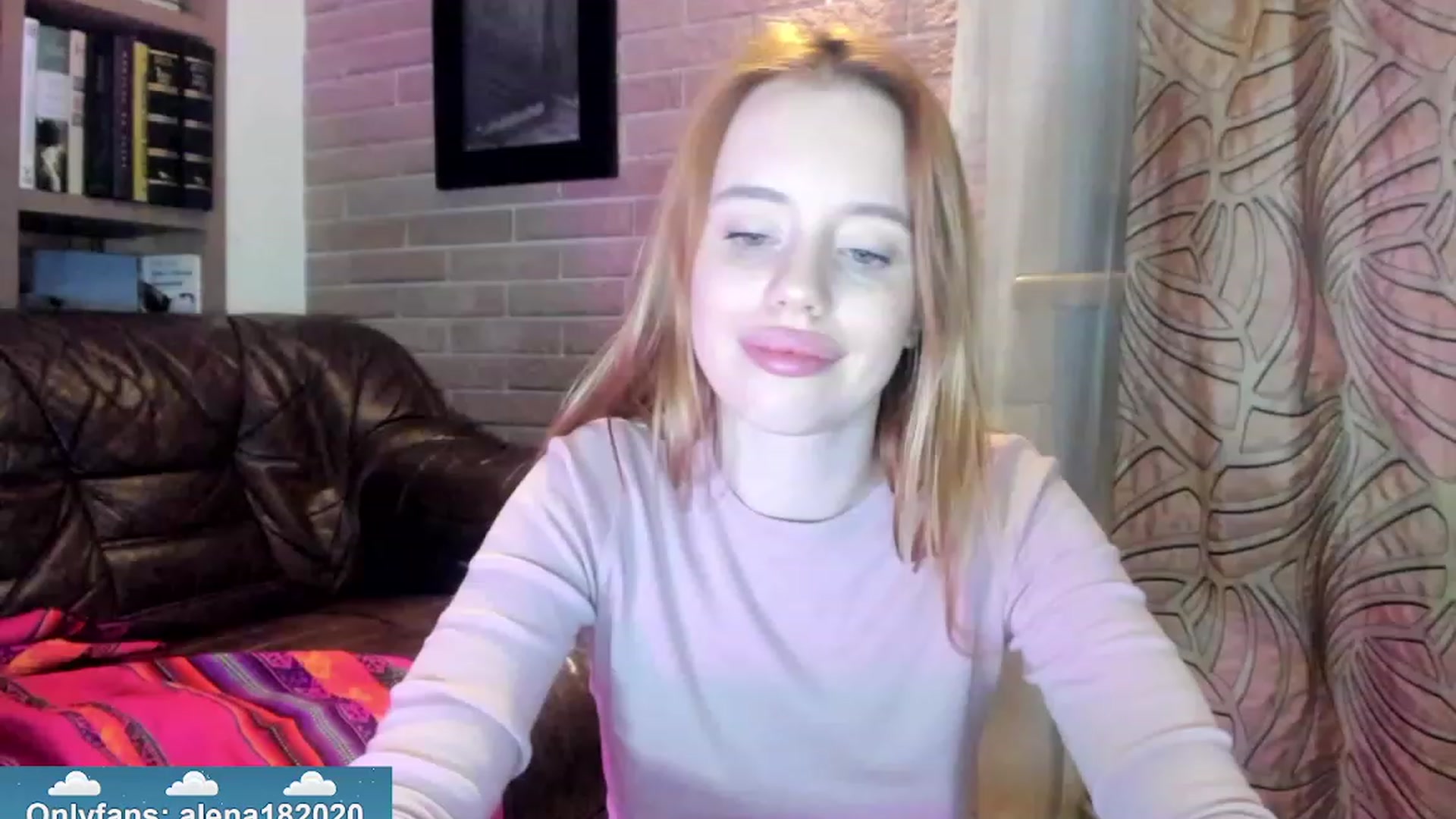 Gallery image thumbnail from Alena29's myfreecams stream on, 12/24/2023, 23:46 image 17 of 20