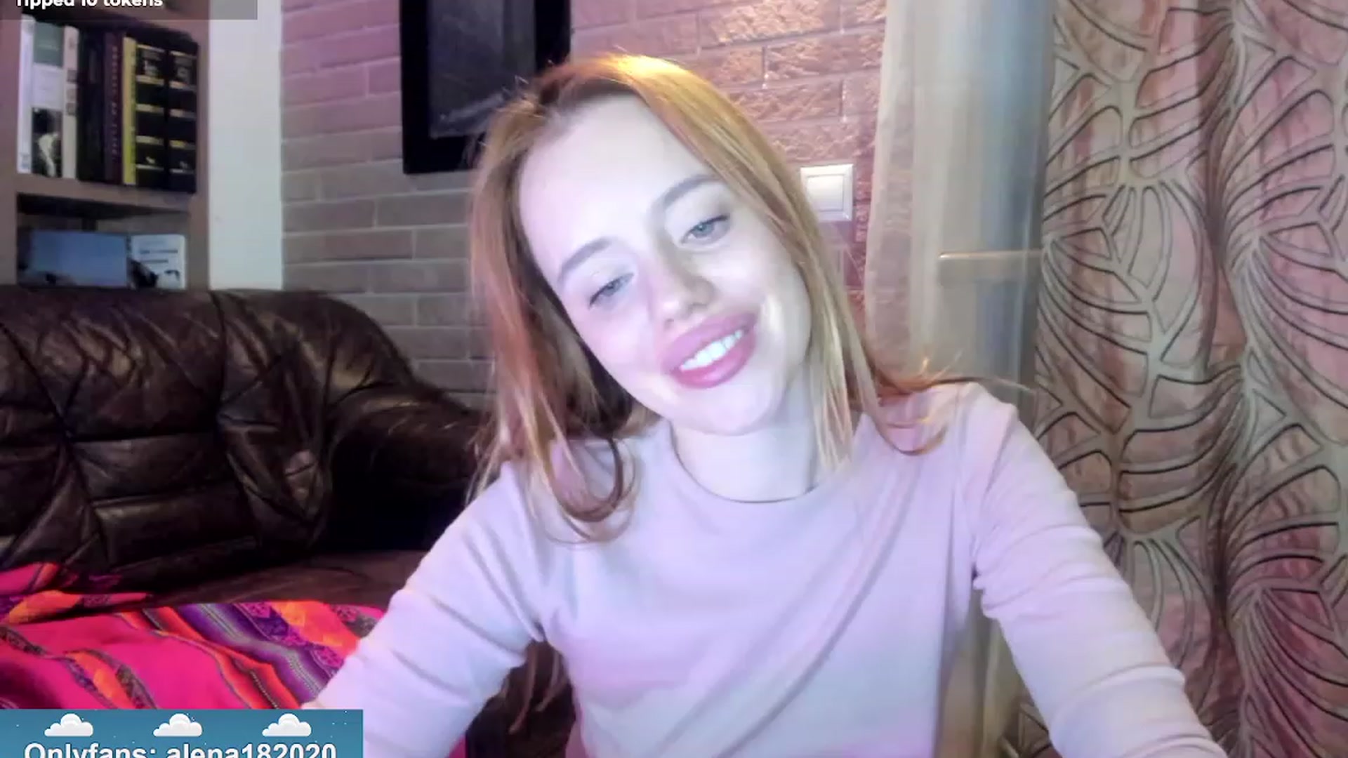Gallery image thumbnail from Alena29's myfreecams stream on, 12/24/2023, 23:46 image 16 of 20