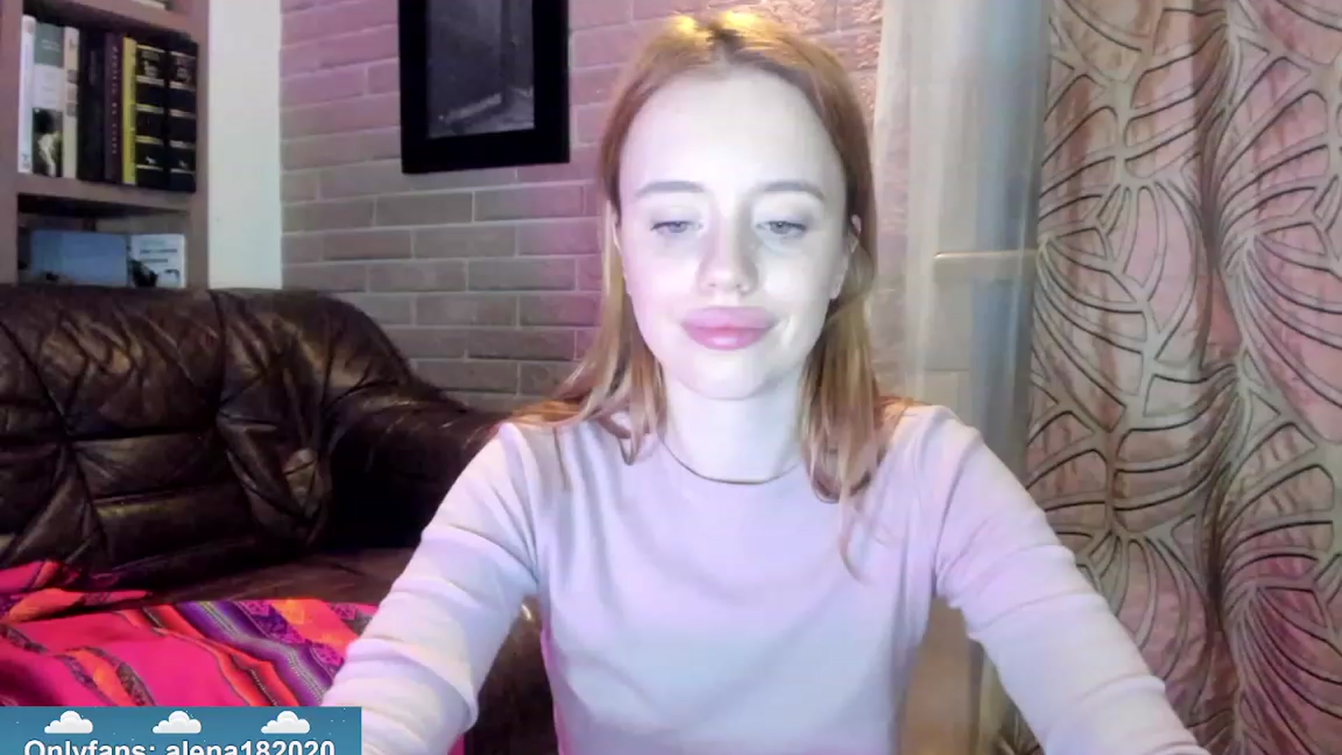 Gallery image thumbnail from Alena29's myfreecams stream on, 12/24/2023, 23:46 image 18 of 20