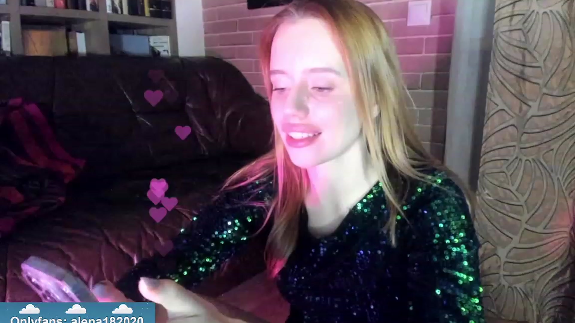 Gallery image thumbnail from Alena29's myfreecams stream on, 12/25/2023, 21:29 image 20 of 20