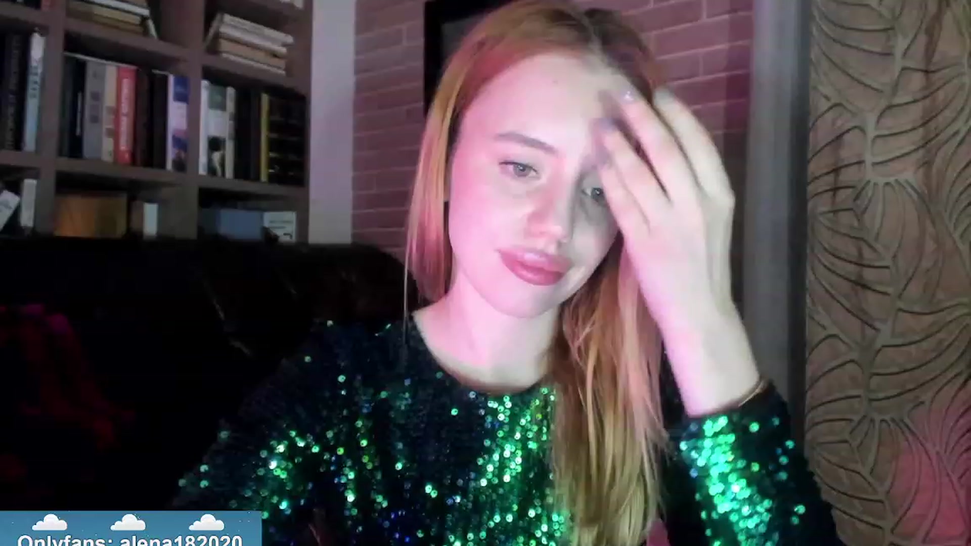Gallery image thumbnail from Alena29's myfreecams stream on, 12/25/2023, 21:29 image 9 of 20