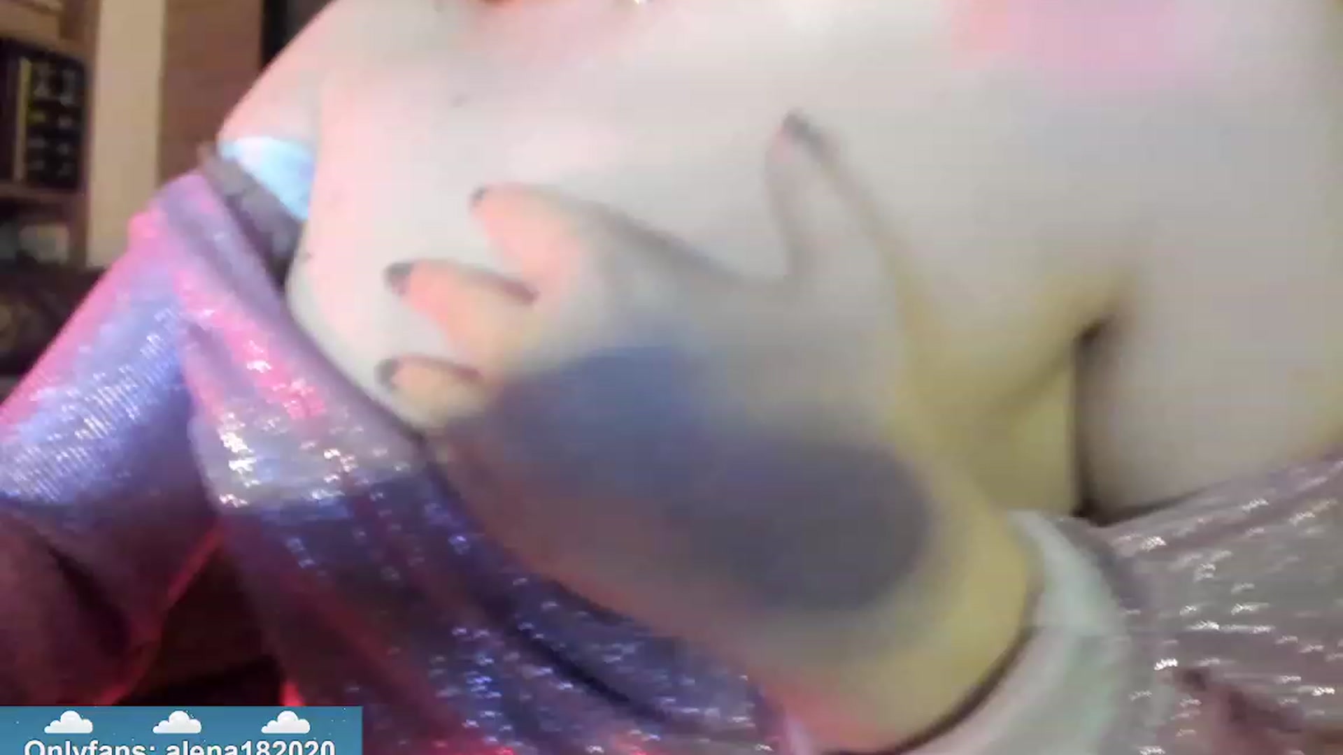 Gallery image thumbnail from Alena29's myfreecams stream on, 12/29/2023, 16:18 image 6 of 20