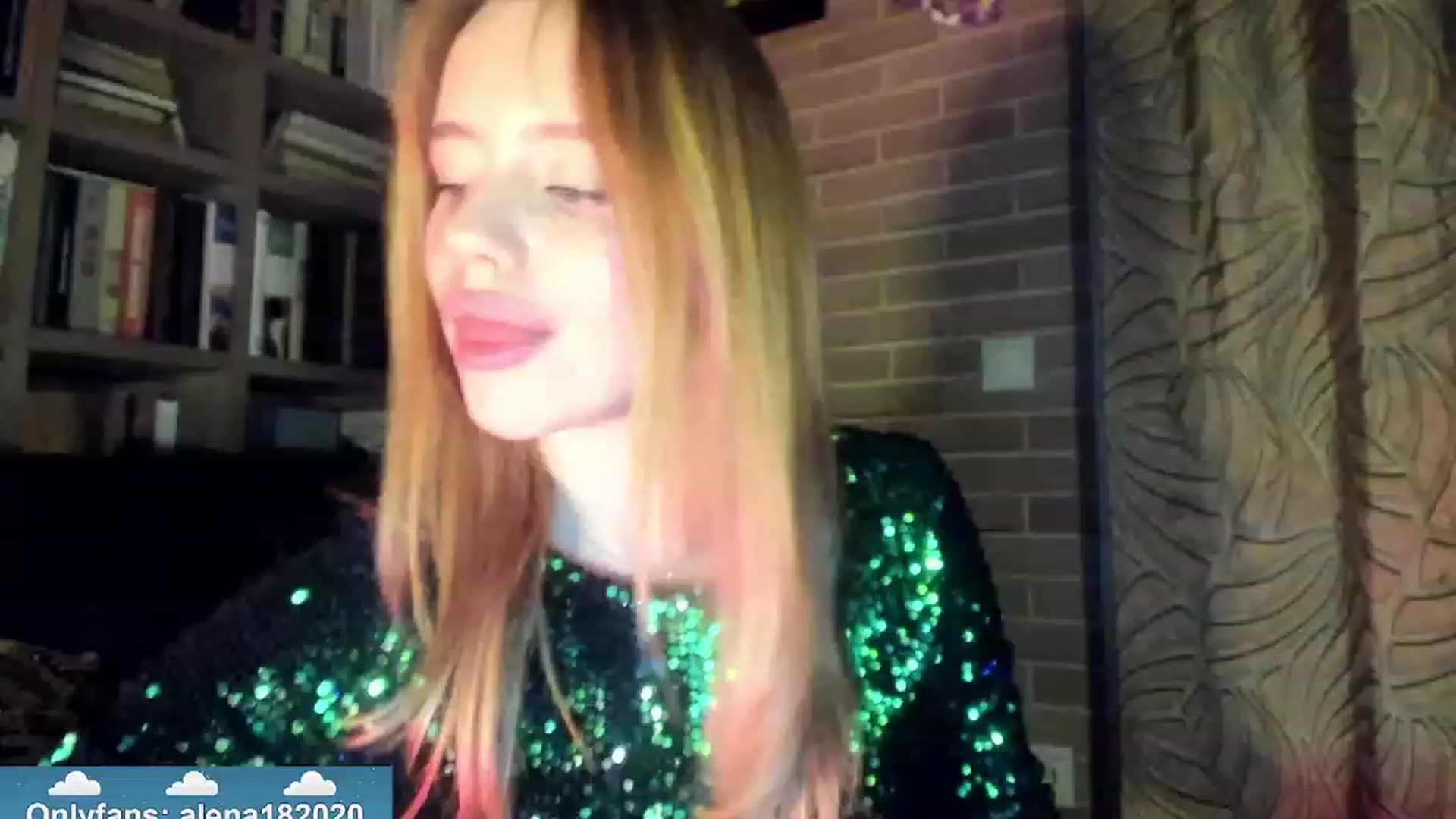 Gallery image thumbnail from Alena29's myfreecams stream on, 12/30/2023, 19:19 image 2 of 20