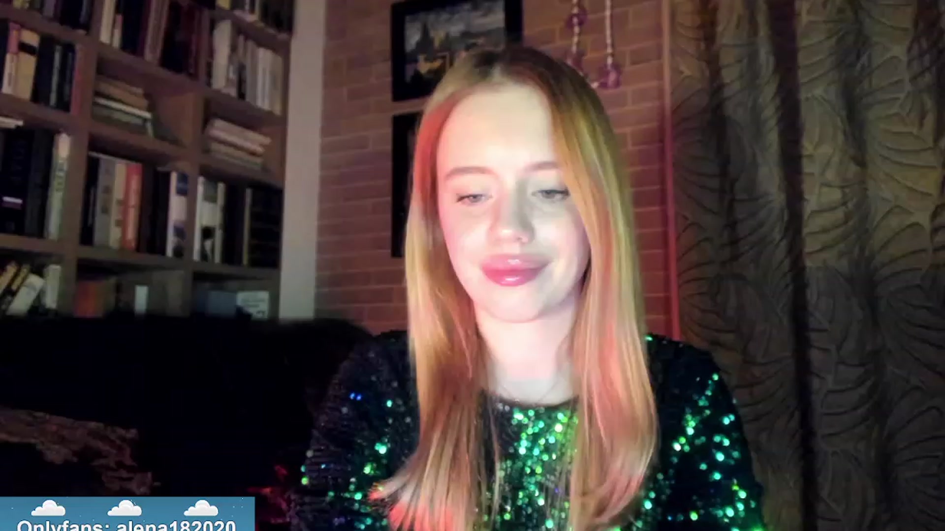 Gallery image thumbnail from Alena29's myfreecams stream on, 12/30/2023, 19:19 image 6 of 20