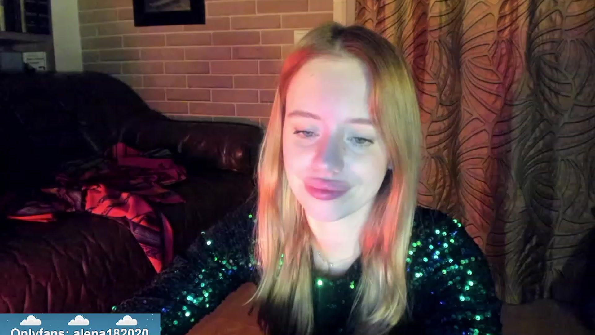 Gallery image thumbnail from Alena29's myfreecams stream on, 12/30/2023, 21:35 image 18 of 20