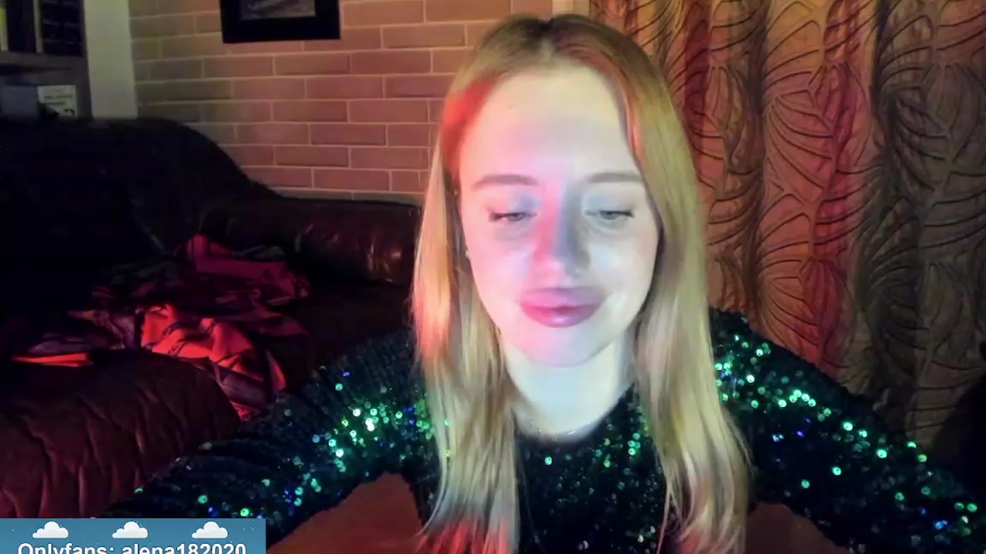 Gallery image thumbnail from Alena29's myfreecams stream on, 12/30/2023, 21:35 image 17 of 20