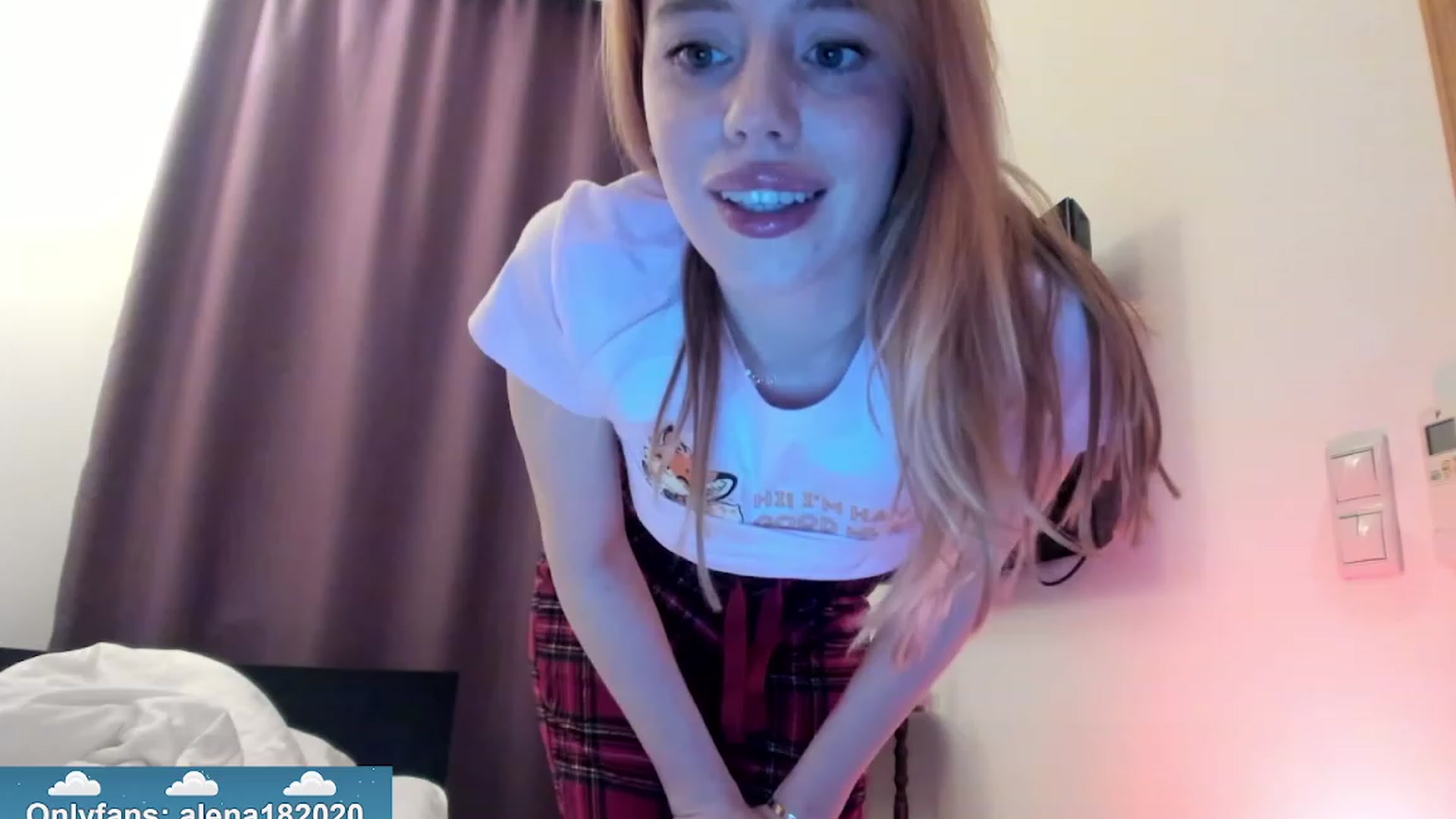 Gallery image thumbnail from Alena29's myfreecams stream on, 01/03/2024, 19:39 image 9 of 20