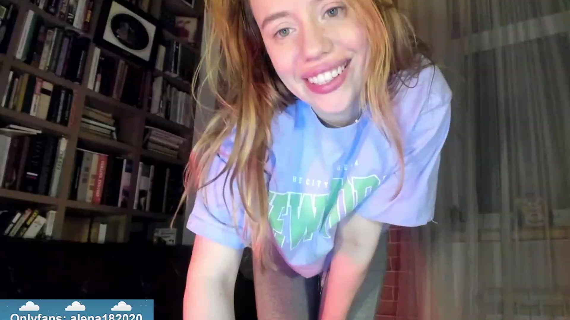 Gallery image thumbnail from Alena29's myfreecams stream on, 01/08/2024, 24:52 image 17 of 20