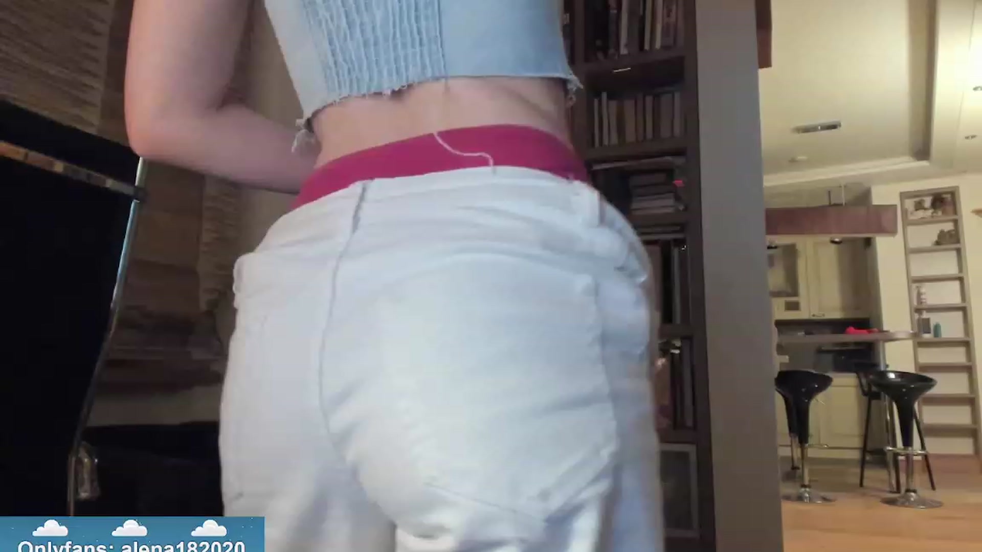 Gallery image thumbnail from Alena29's myfreecams stream on, 01/23/2024, 17:48 image 5 of 20