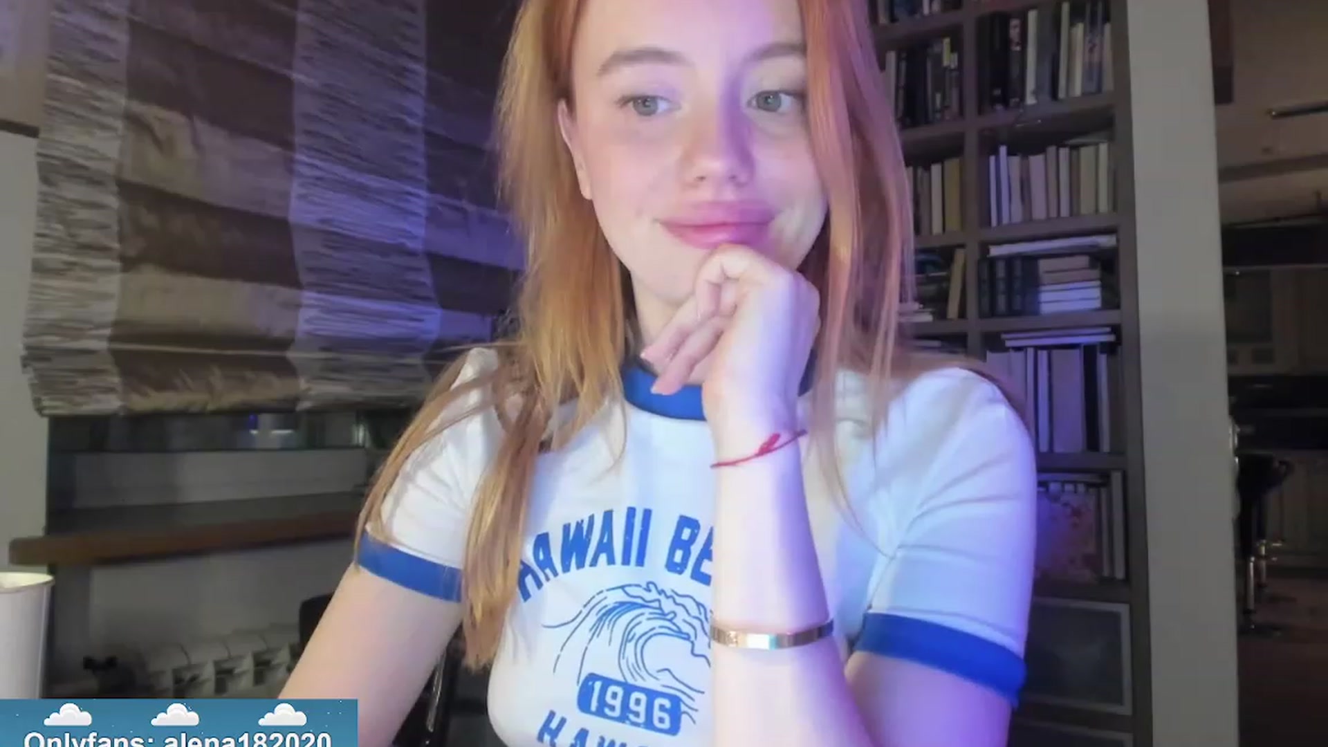 Gallery image thumbnail from Alena29's myfreecams stream on, 01/28/2024, 17:32 image 7 of 20