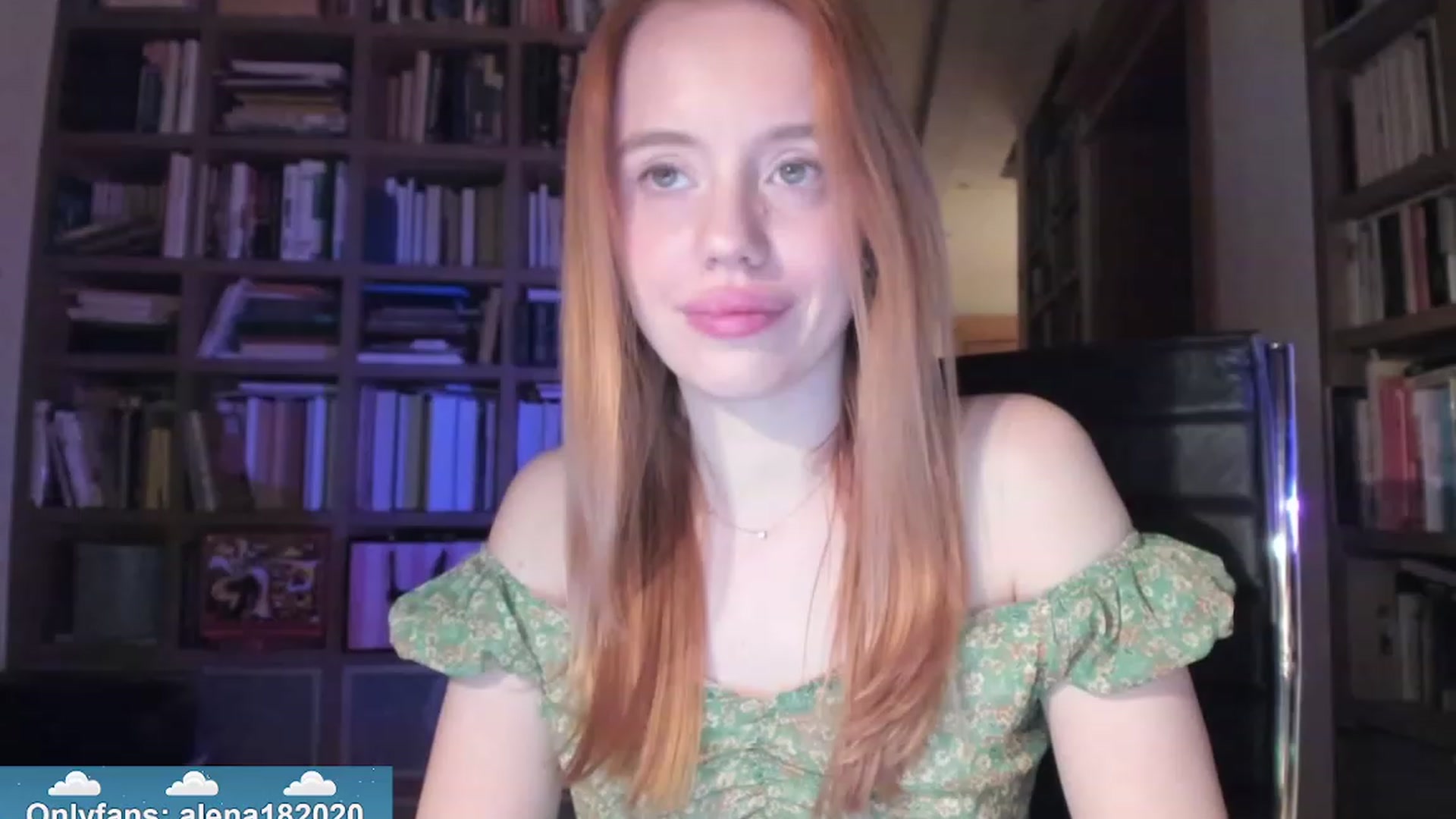 Gallery image thumbnail from Alena29's myfreecams stream on, 02/01/2024, 18:03 image 16 of 20