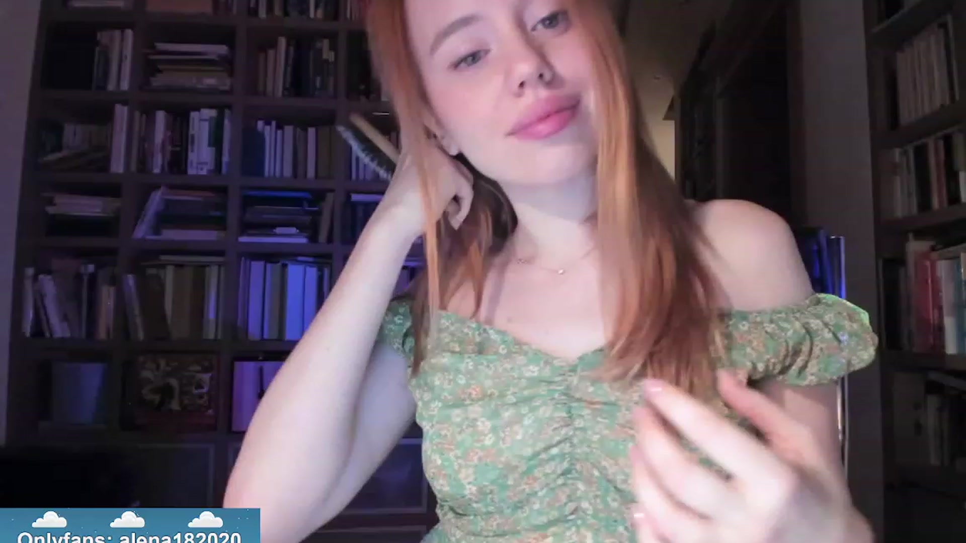 Gallery image thumbnail from Alena29's myfreecams stream on, 02/01/2024, 18:03 image 15 of 20
