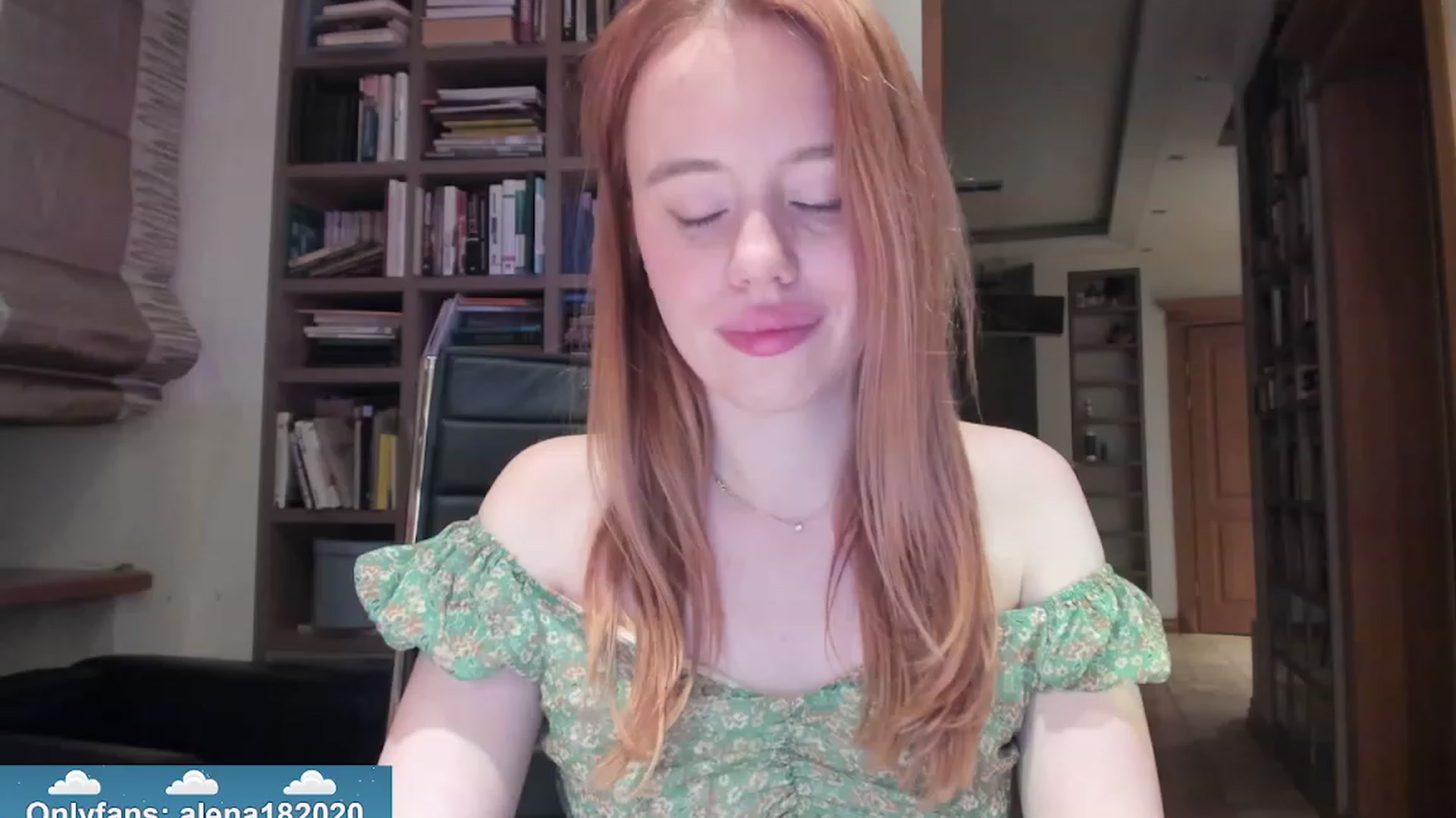Gallery image thumbnail from Alena29's myfreecams stream on, 02/01/2024, 20:33 image 3 of 20