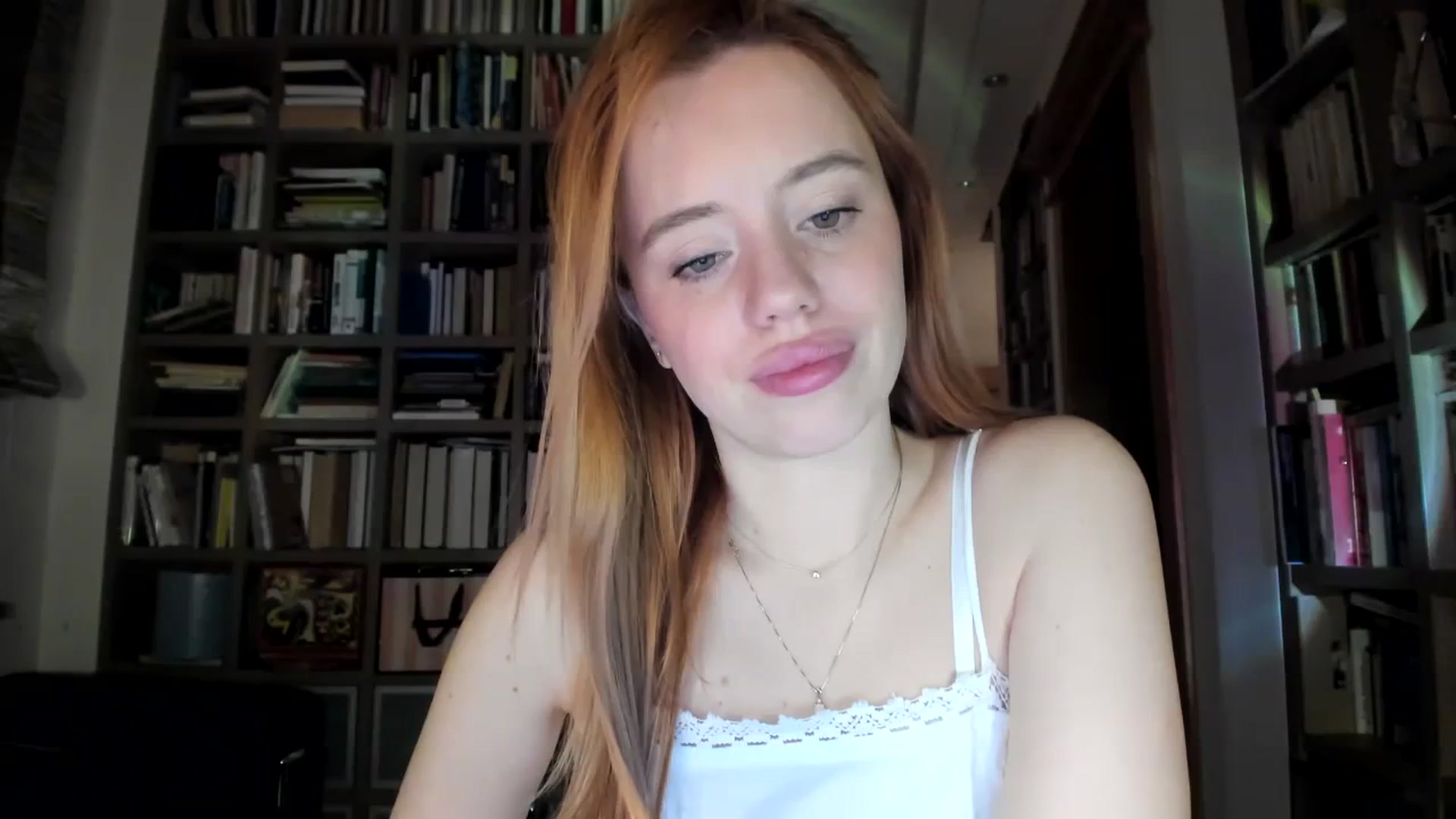 Gallery image thumbnail from Alena29's myfreecams stream on, 02/05/2024, 17:57 image 1 of 20