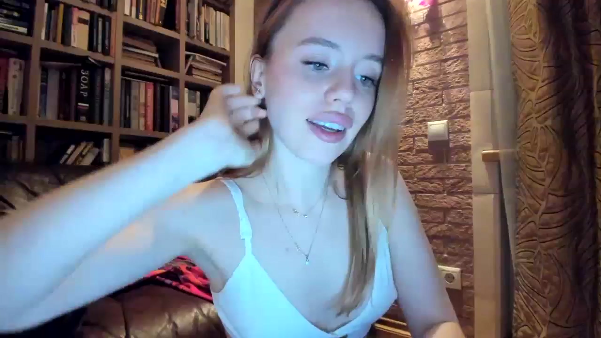 Gallery image thumbnail from Alena29's myfreecams stream on, 02/07/2024, 19:20 image 18 of 20
