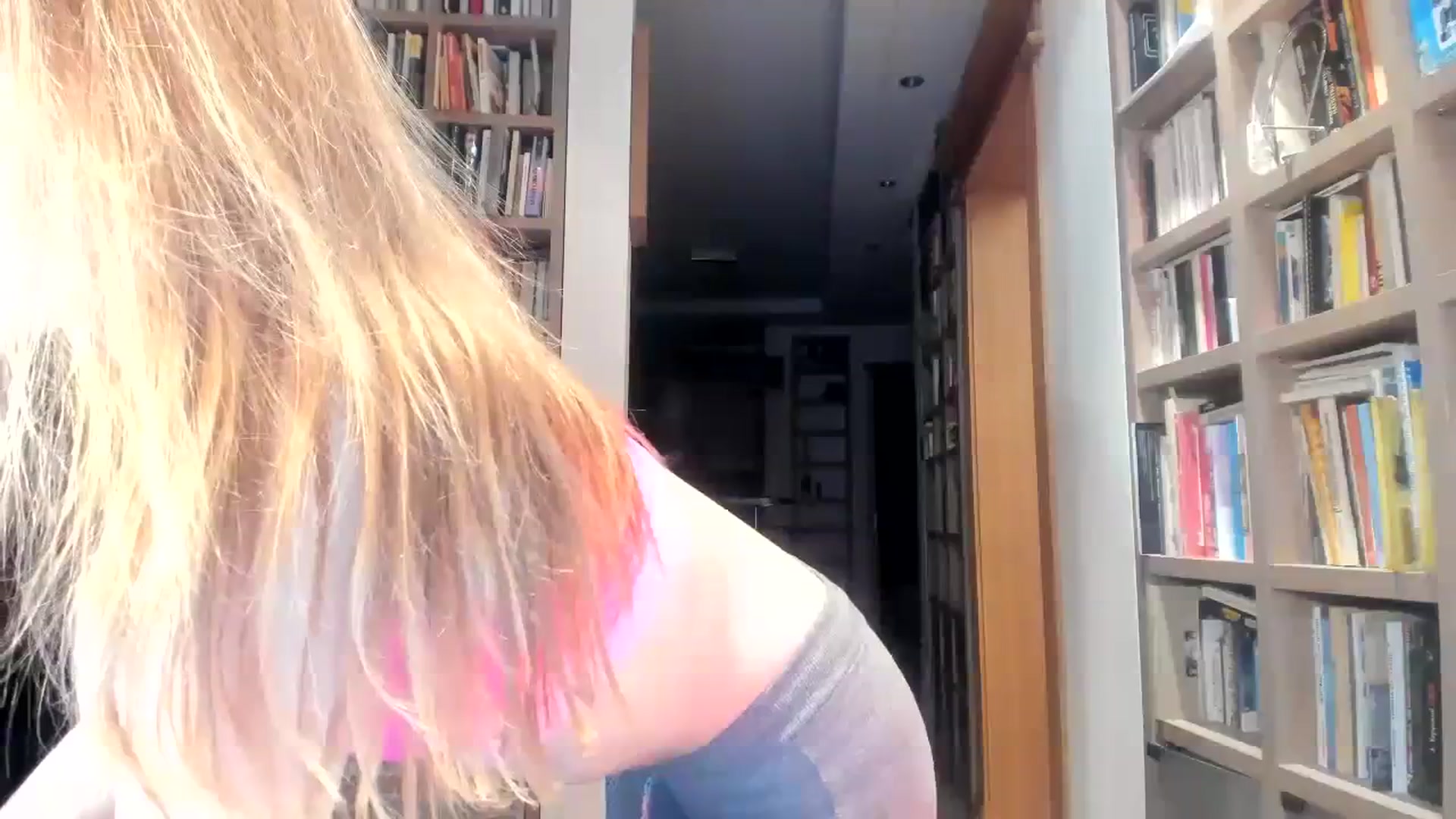 Gallery image thumbnail from Alena29's myfreecams stream on, 02/09/2024, 16:46 image 4 of 20
