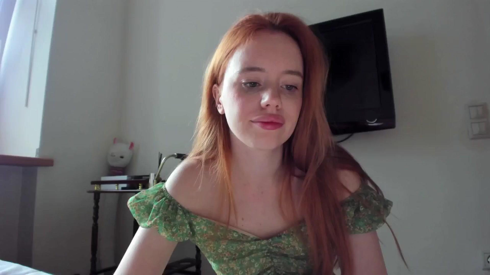 Gallery image thumbnail from Alena29's myfreecams stream on, 06/28/2024, 17:32 image 13 of 20