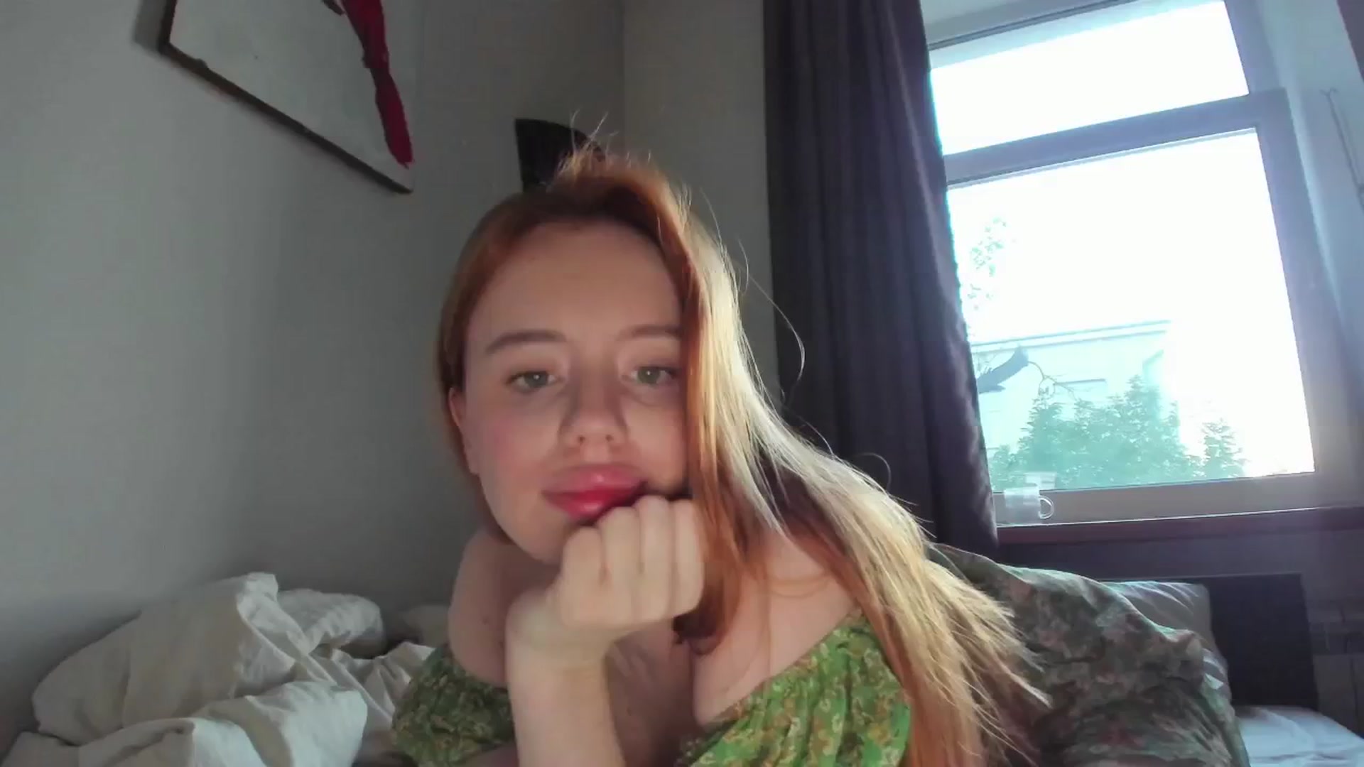 Gallery image thumbnail from Alena29's myfreecams stream on, 06/28/2024, 18:21 image 20 of 20