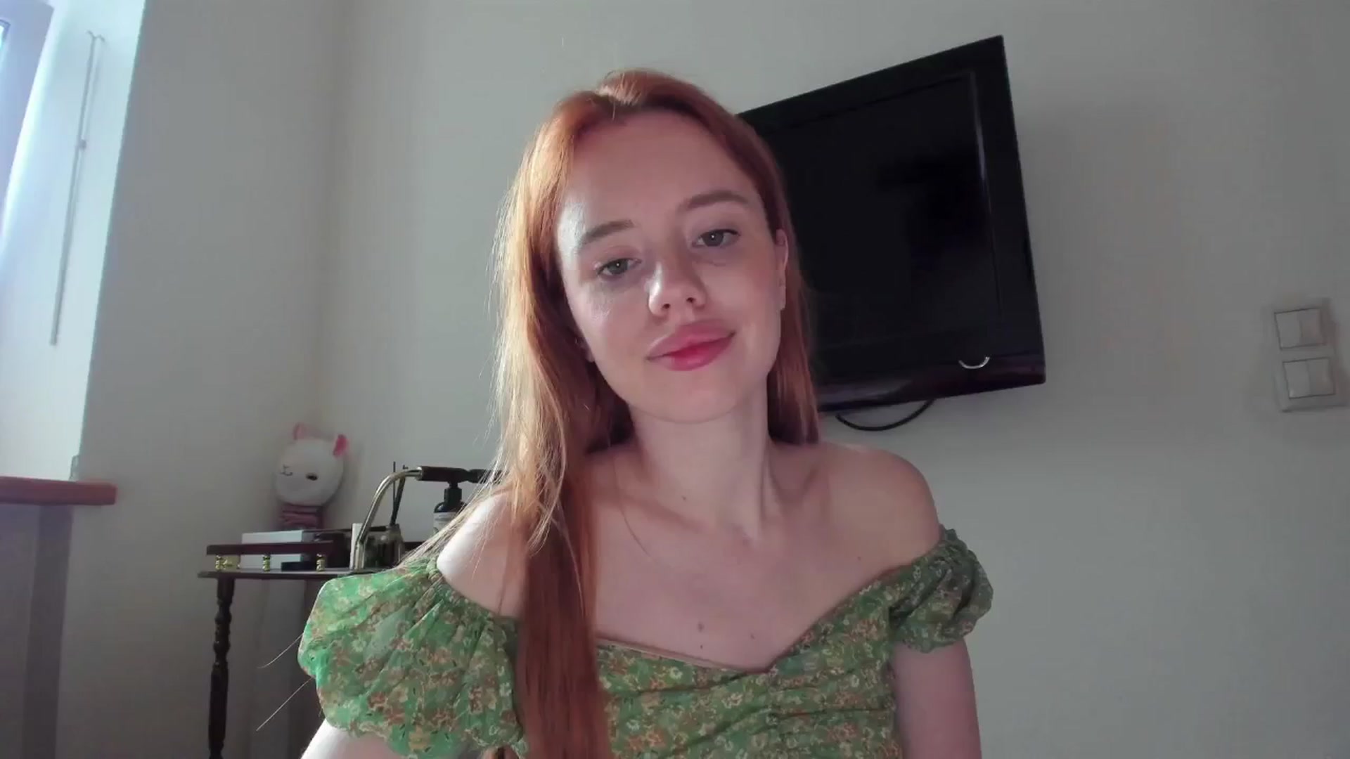 Gallery image thumbnail from Alena29's myfreecams stream on, 06/28/2024, 18:21 image 4 of 20