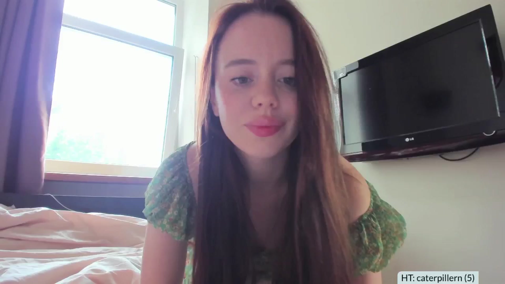 Gallery image thumbnail from Alena29's myfreecams stream on, 07/26/2024, 15:04 image 2 of 20