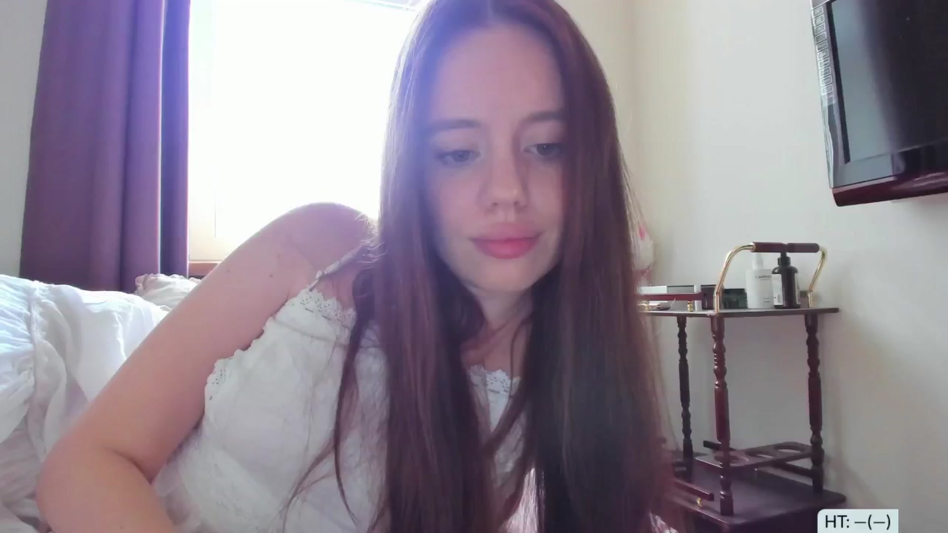 Gallery image thumbnail from Alena29's myfreecams stream on, 08/08/2024, 13:13 image 1 of 20