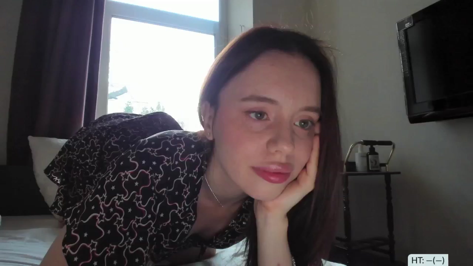 Gallery image thumbnail from Alena29's myfreecams stream on, 08/15/2024, 17:13 image 8 of 20
