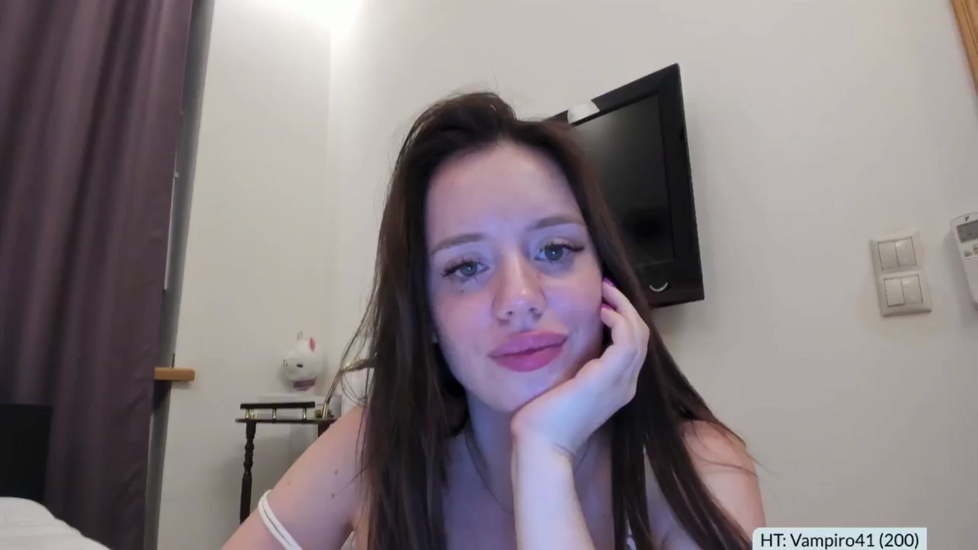 Gallery image thumbnail from Alena29's myfreecams stream on, 08/26/2024, 20:51 image 6 of 20