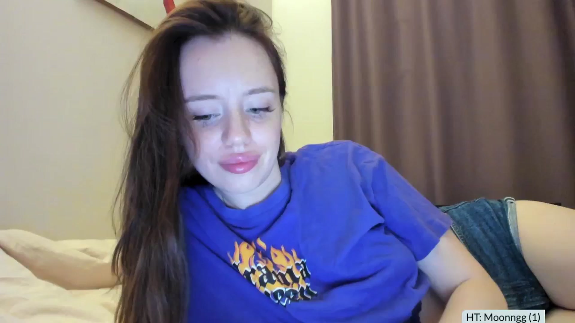 Gallery image thumbnail from Alena29's myfreecams stream on, 09/01/2024, 19:58 image 7 of 20