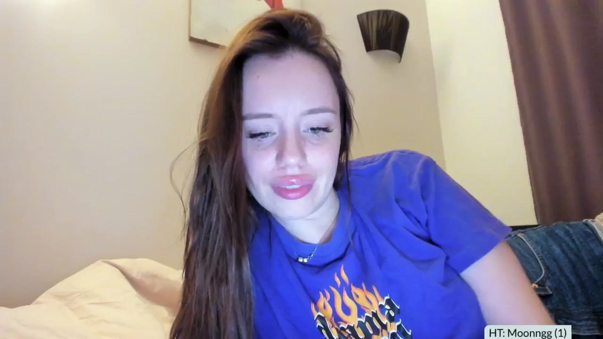 Gallery image thumbnail from Alena29's myfreecams stream on, 09/01/2024, 19:58 image 19 of 20