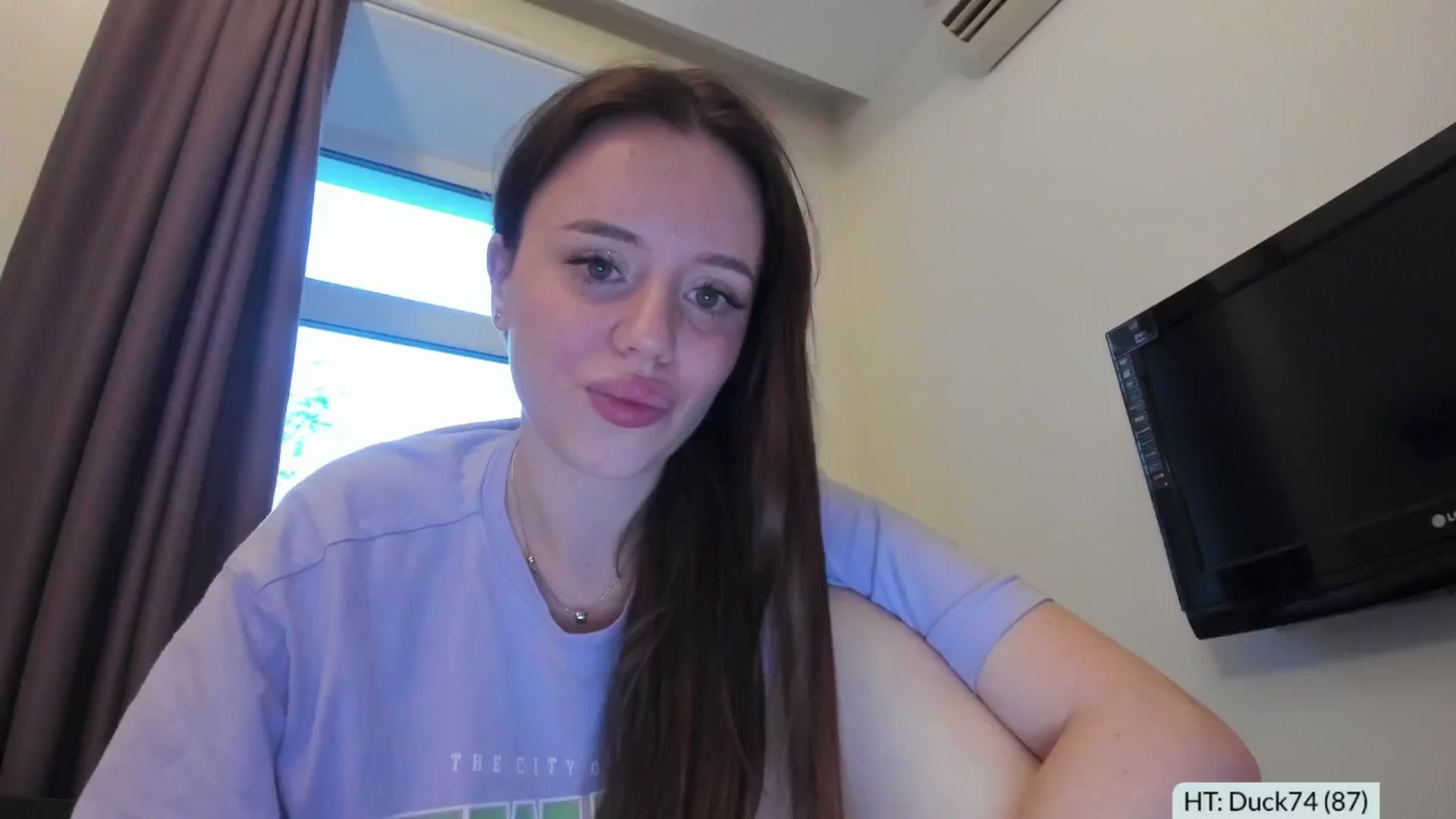 Gallery image thumbnail from Alena29's myfreecams stream on, 09/02/2024, 17:16 image 8 of 20