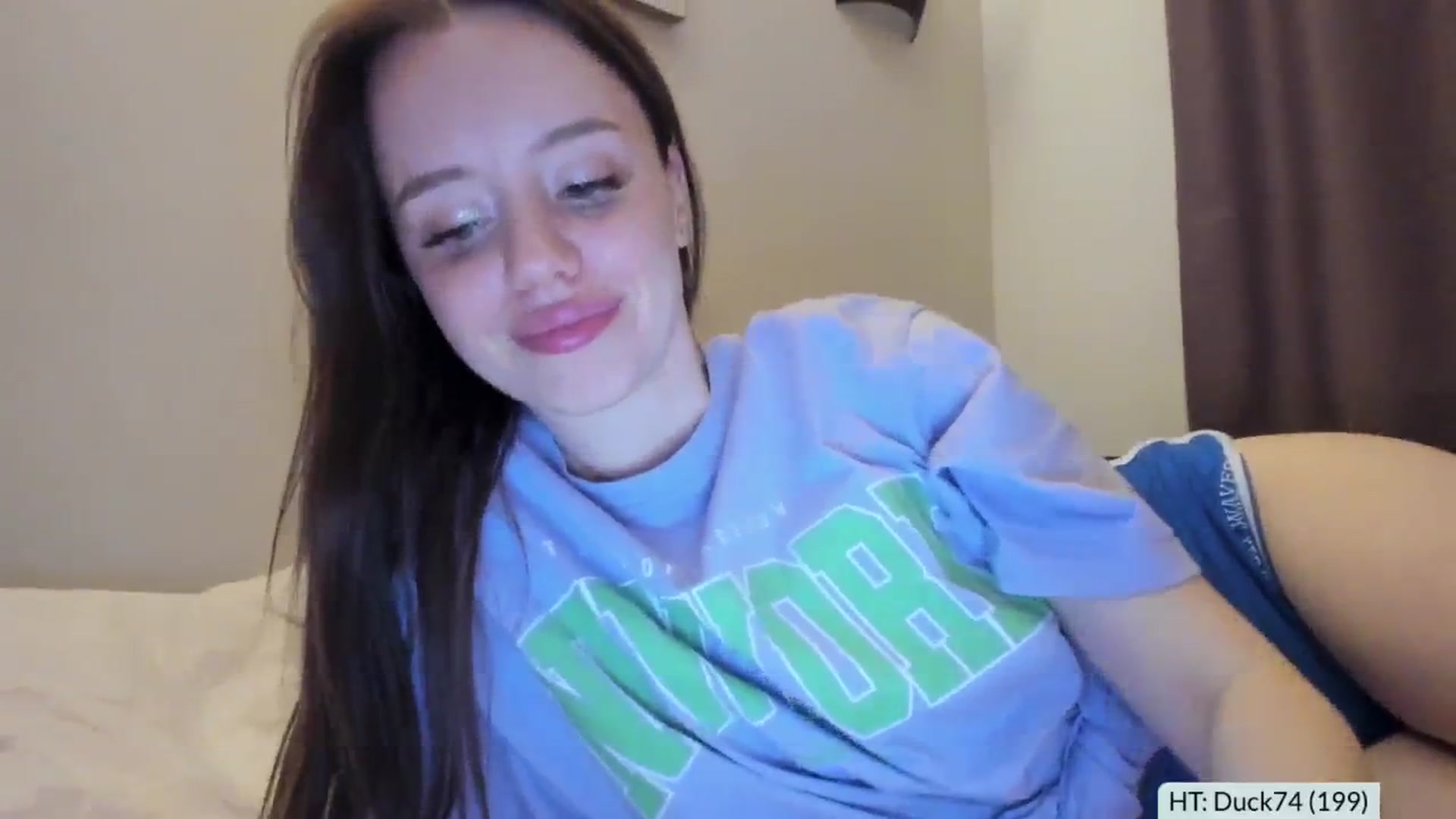 Gallery image thumbnail from Alena29's myfreecams stream on, 09/02/2024, 19:35 image 8 of 20