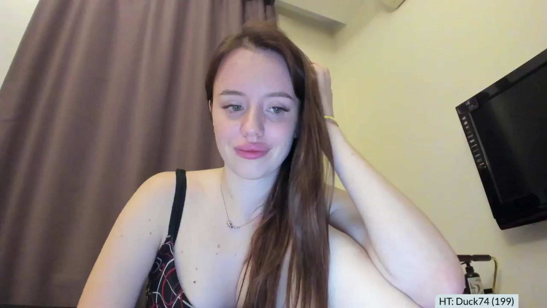 Gallery image thumbnail from Alena29's myfreecams stream on, 09/07/2024, 18:42 image 7 of 20