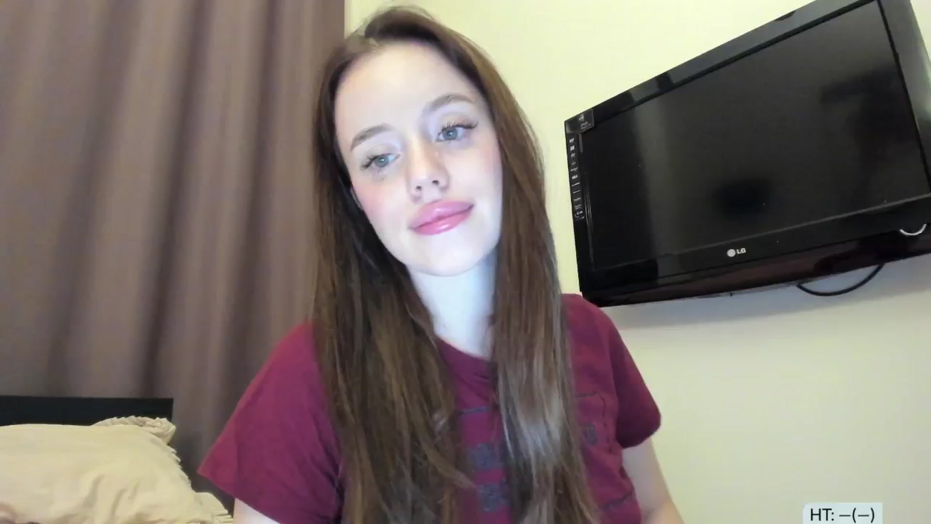 Gallery image thumbnail from Alena29's myfreecams stream on, 09/09/2024, 18:12 image 7 of 20
