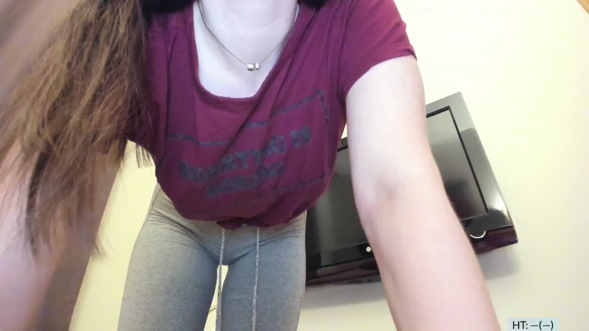 Gallery image thumbnail from Alena29's myfreecams stream on, 09/09/2024, 18:12 image 17 of 20