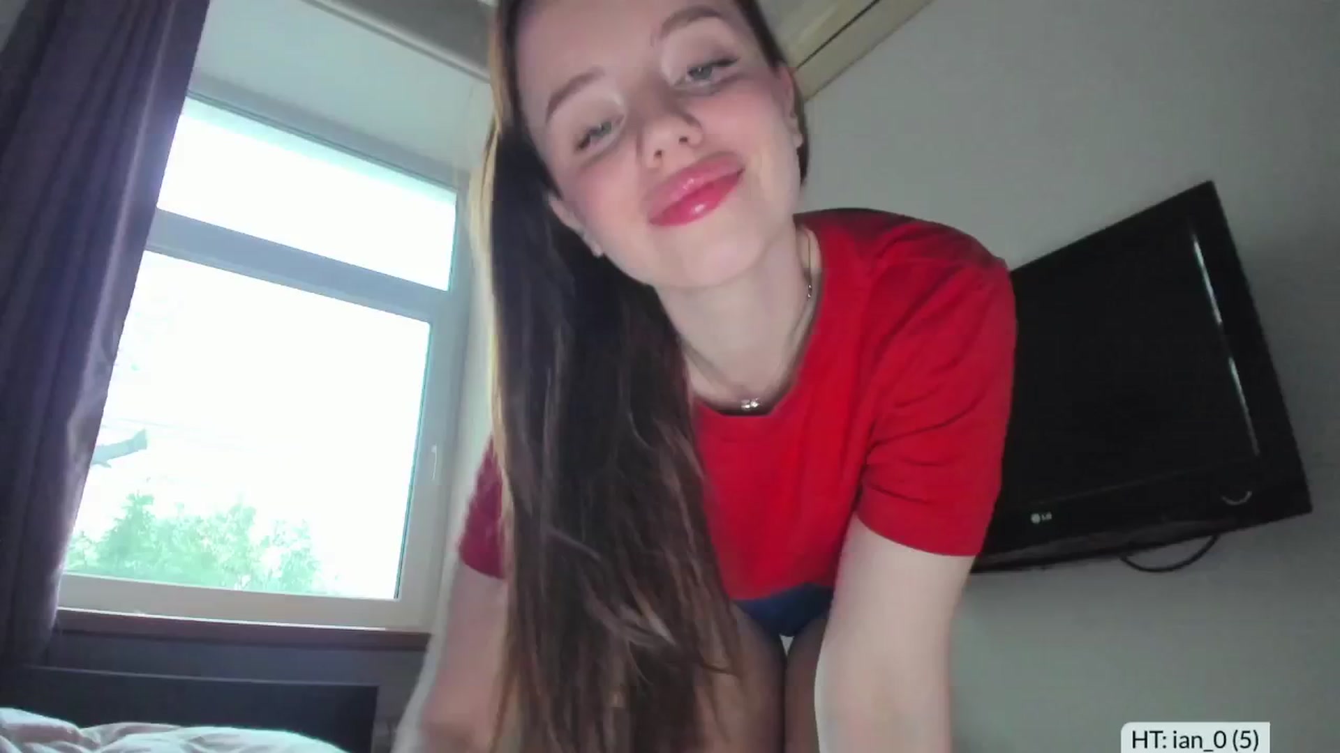Gallery image thumbnail from Alena29's myfreecams stream on, 09/12/2024, 16:48 image 3 of 20