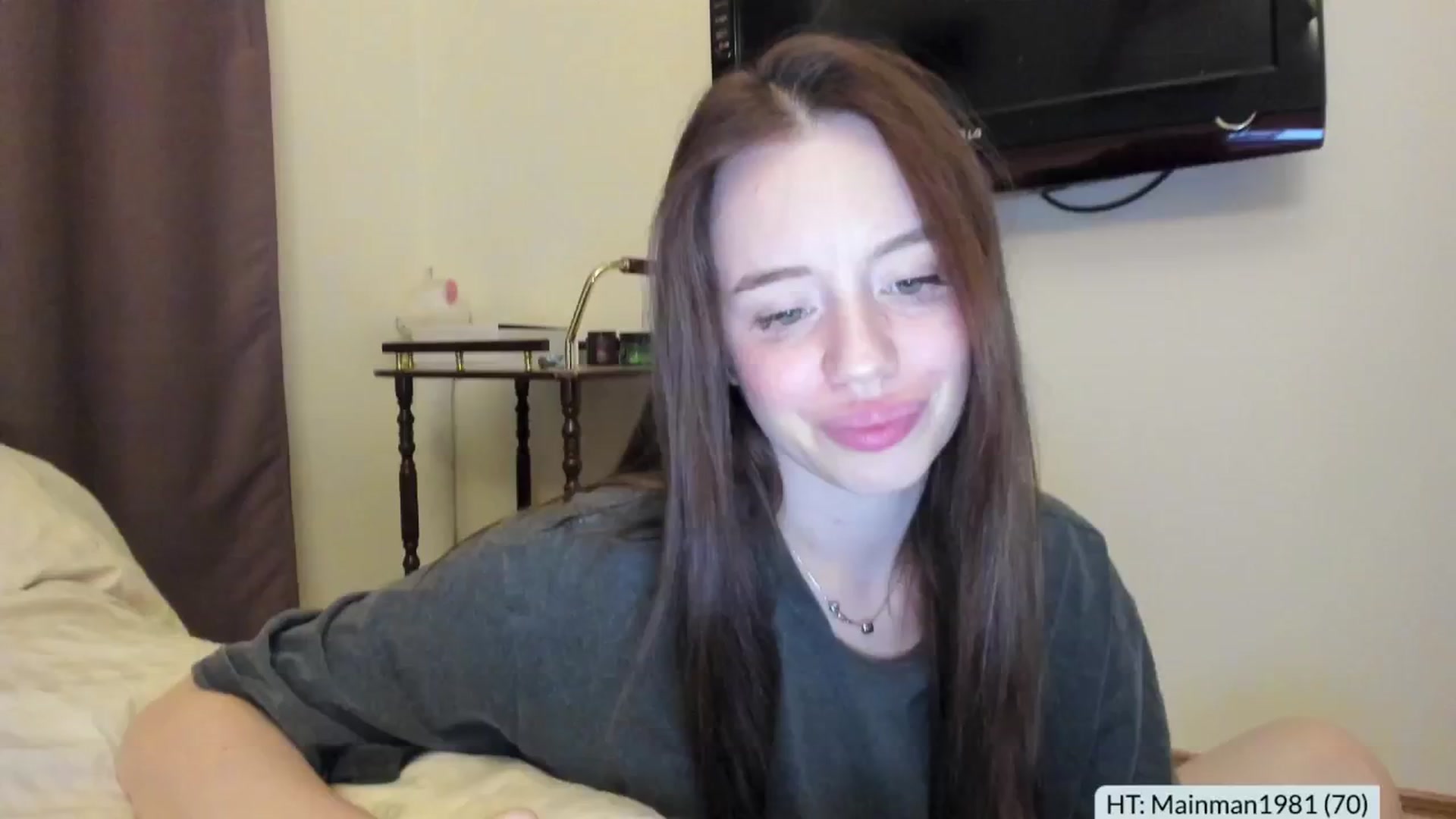 Gallery image thumbnail from Alena29's myfreecams stream on, 09/17/2024, 16:18 image 13 of 20