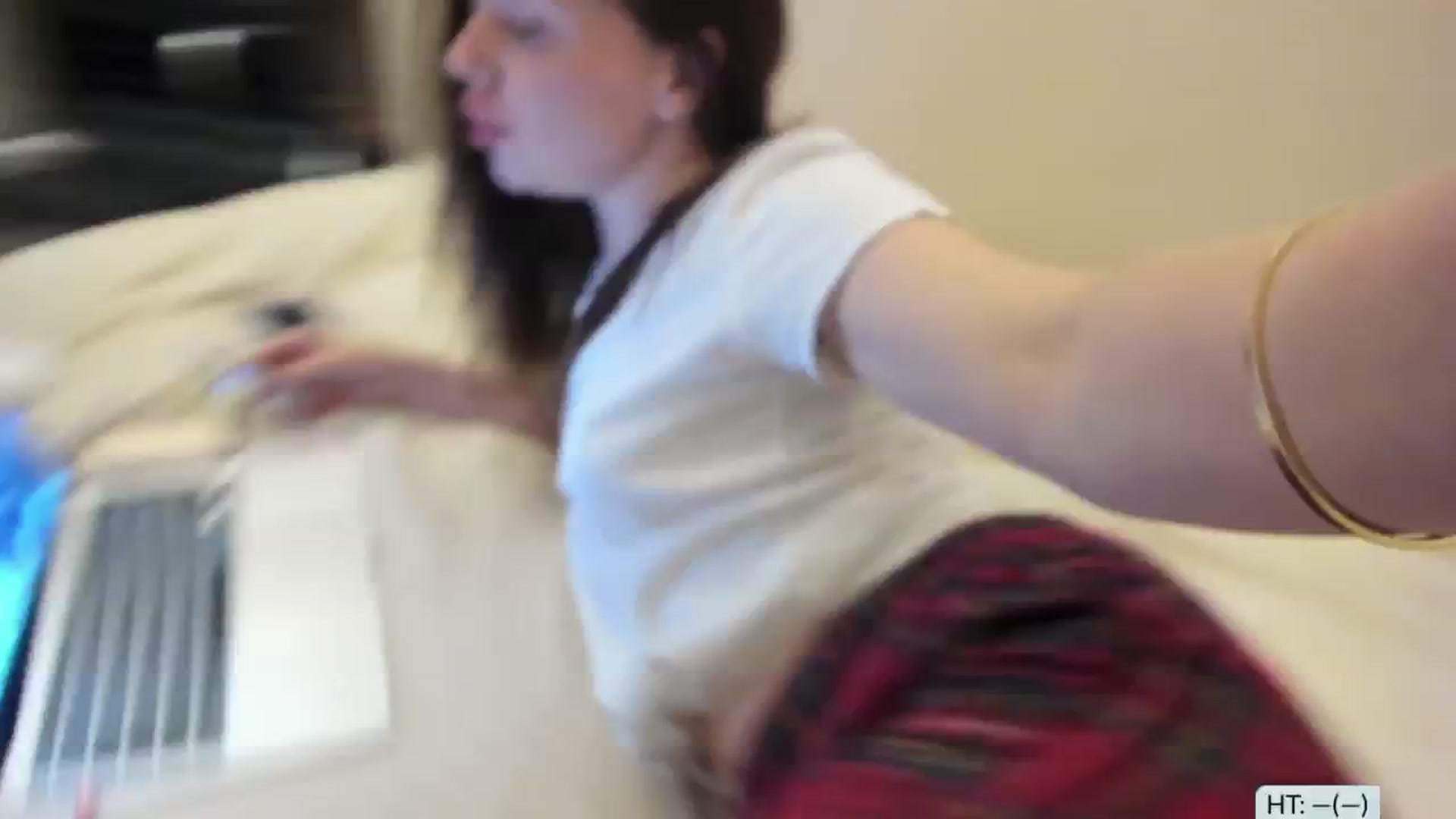 Gallery image thumbnail from Alena29's myfreecams stream on, 09/19/2024, 17:58 image 5 of 20