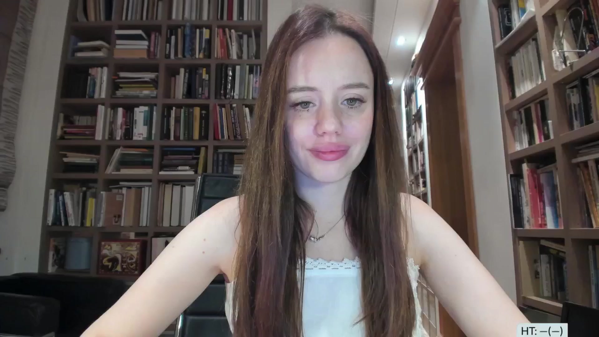 Gallery image thumbnail from Alena29's myfreecams stream on, 10/01/2024, 16:51 image 17 of 20