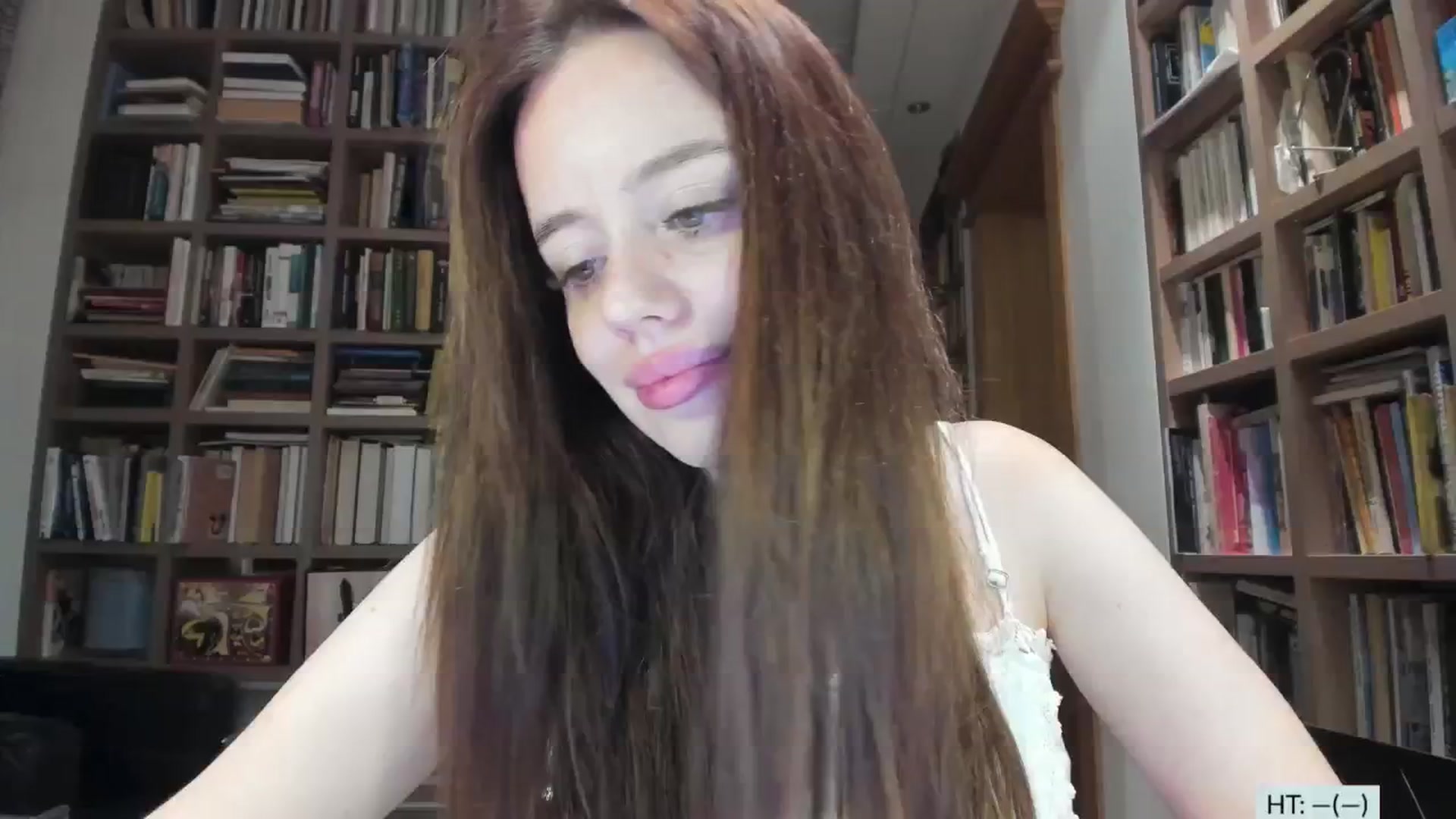 Gallery image thumbnail from Alena29's myfreecams stream on, 10/01/2024, 16:51 image 2 of 20