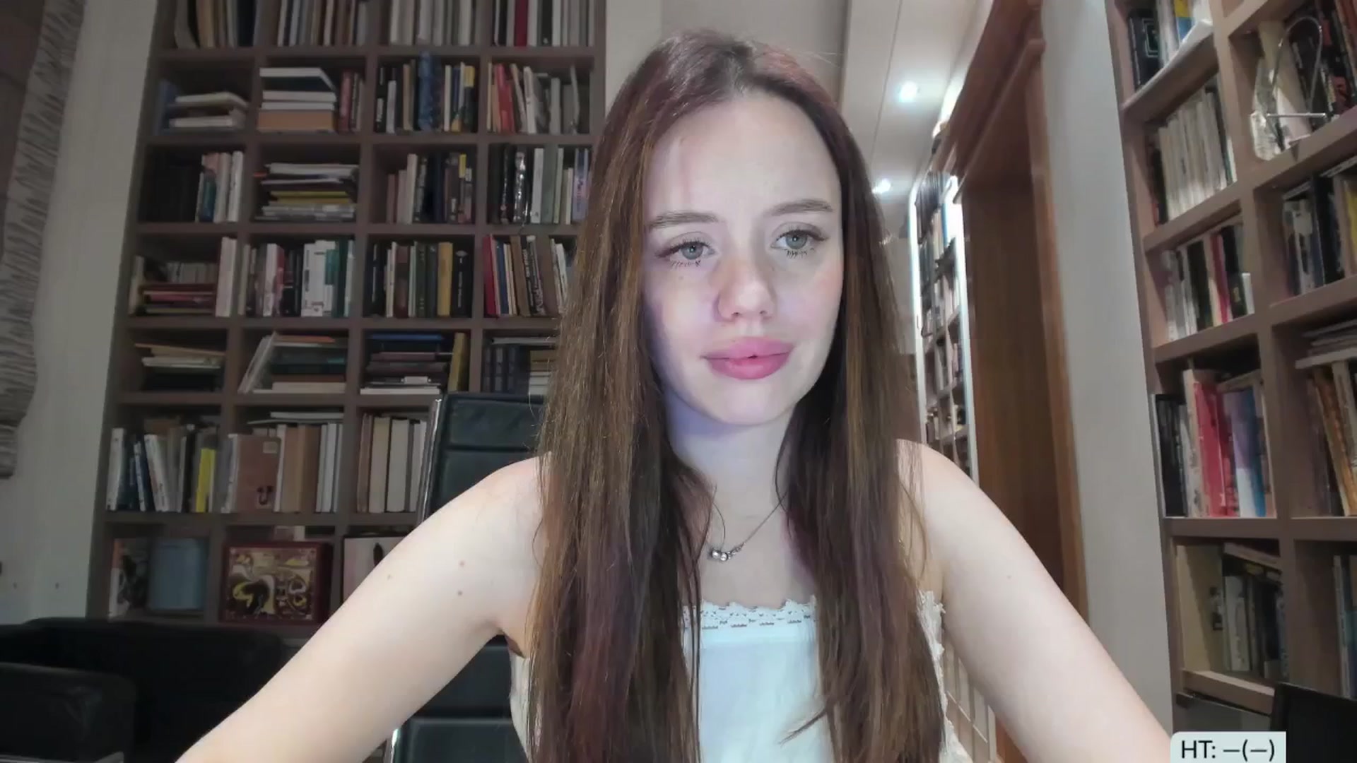 Gallery image thumbnail from Alena29's myfreecams stream on, 10/01/2024, 16:51 image 16 of 20