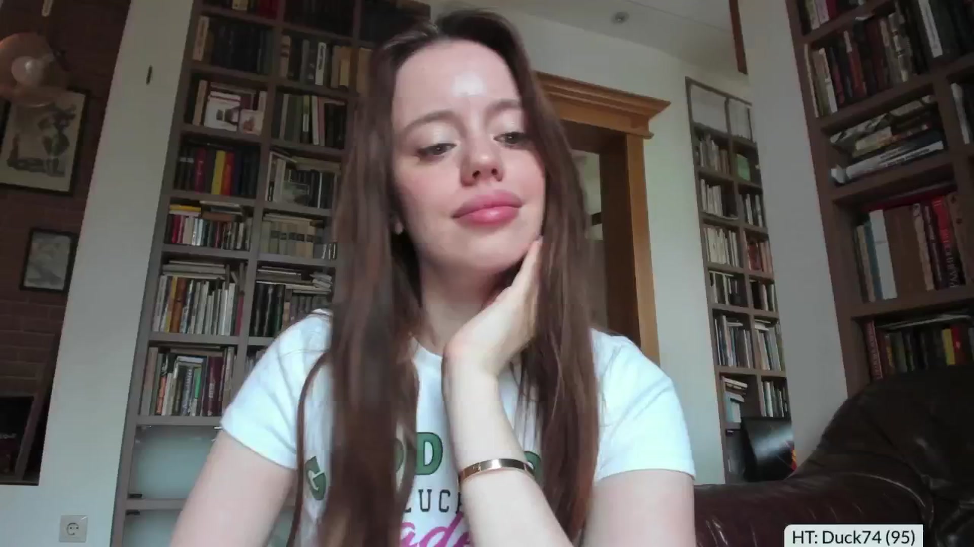 Gallery image thumbnail from Alena29's myfreecams stream on, 10/09/2024, 11:09 image 6 of 20