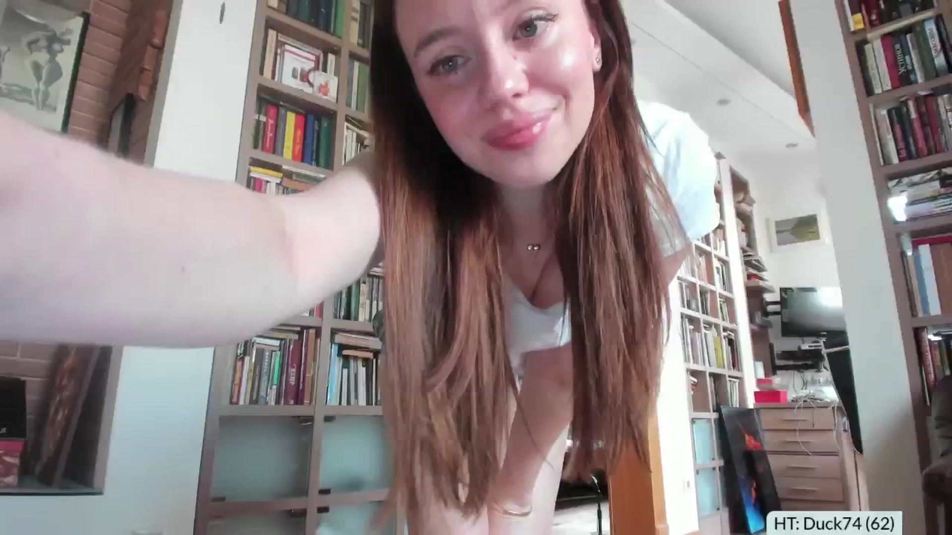 Gallery image thumbnail from Alena29's myfreecams stream on, 10/18/2024, 10:54 image 9 of 20