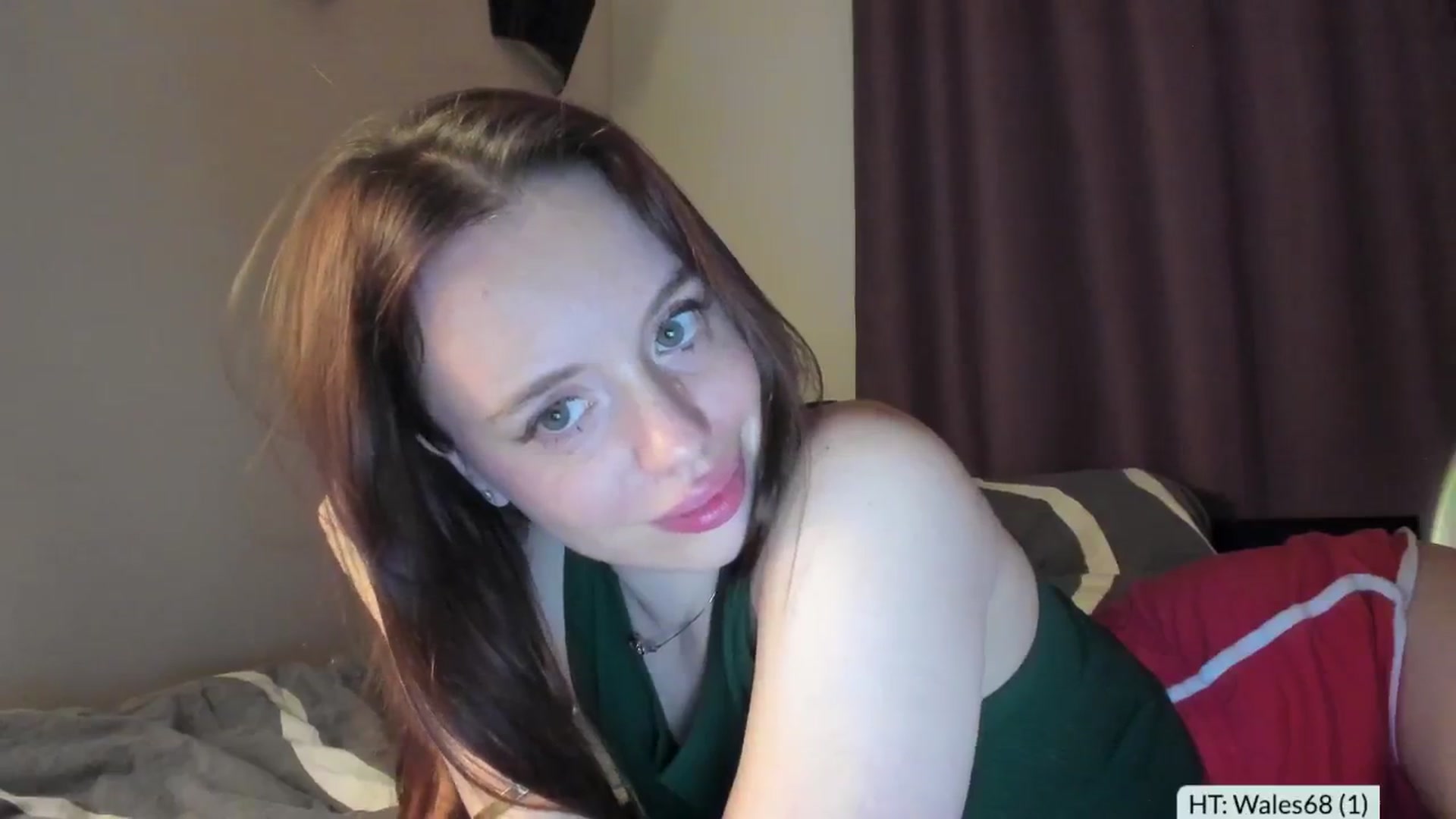 Gallery image thumbnail from Alena29's myfreecams stream on, 10/21/2024, 18:36 image 19 of 20