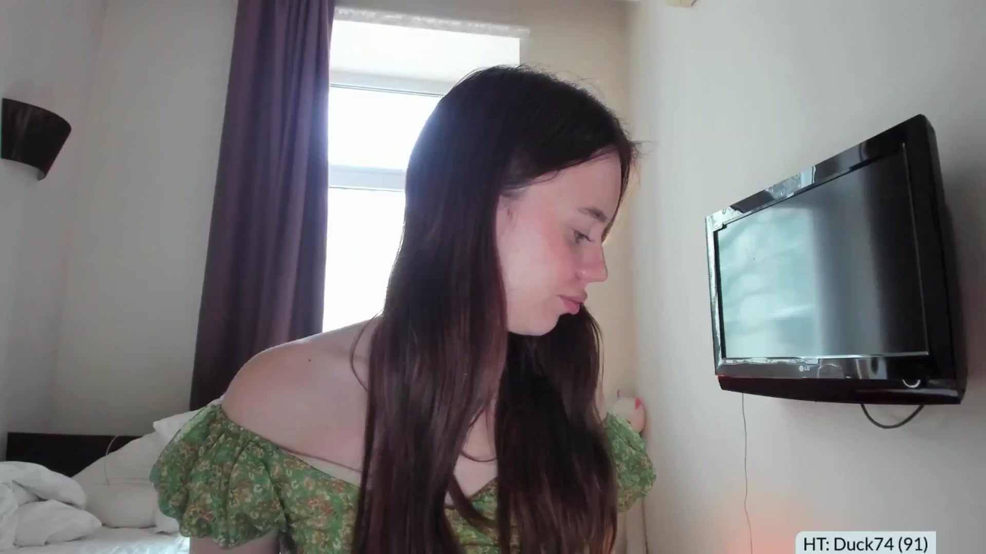 Gallery image thumbnail from Alena29's myfreecams stream on, 11/01/2024, 11:34 image 3 of 20