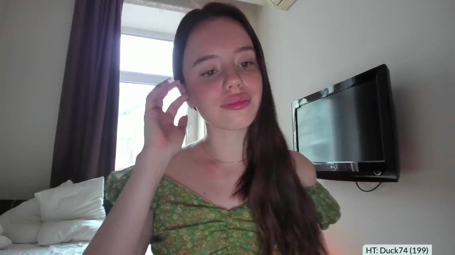 Gallery image thumbnail from Alena29's myfreecams stream on, 11/01/2024, 11:34 image 6 of 20