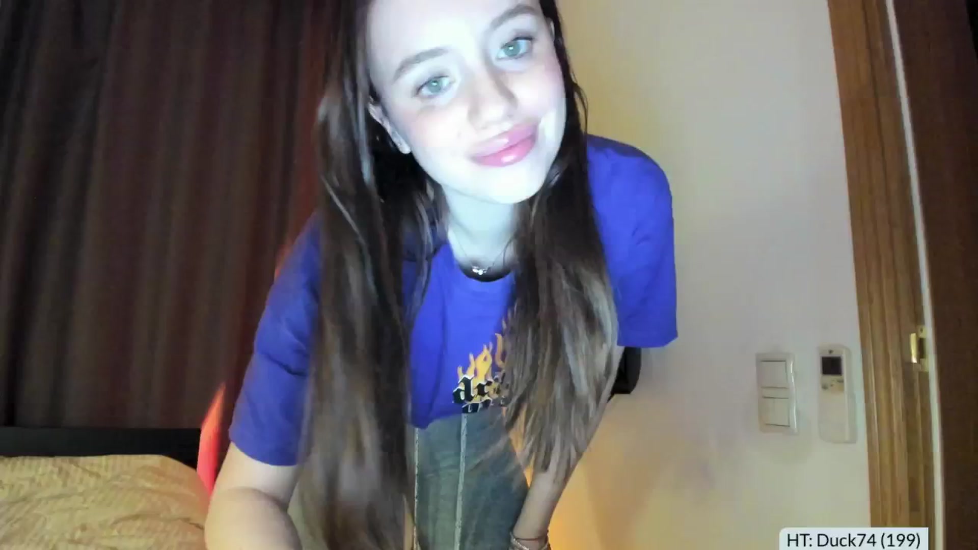 Gallery image thumbnail from Alena29's myfreecams stream on, 11/05/2024, 17:23 image 2 of 20