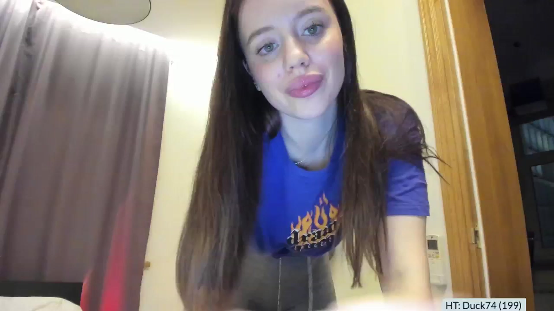 Gallery image thumbnail from Alena29's myfreecams stream on, 11/05/2024, 17:23 image 9 of 20
