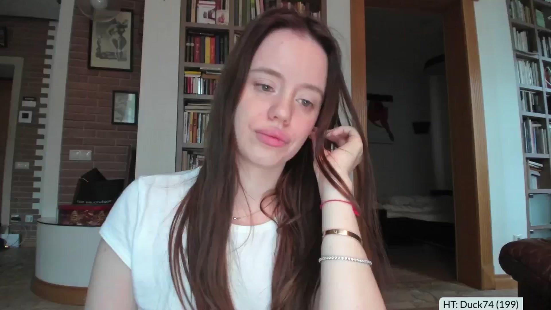 Gallery image thumbnail from Alena29's myfreecams stream on, 11/08/2024, 12:29 image 17 of 20